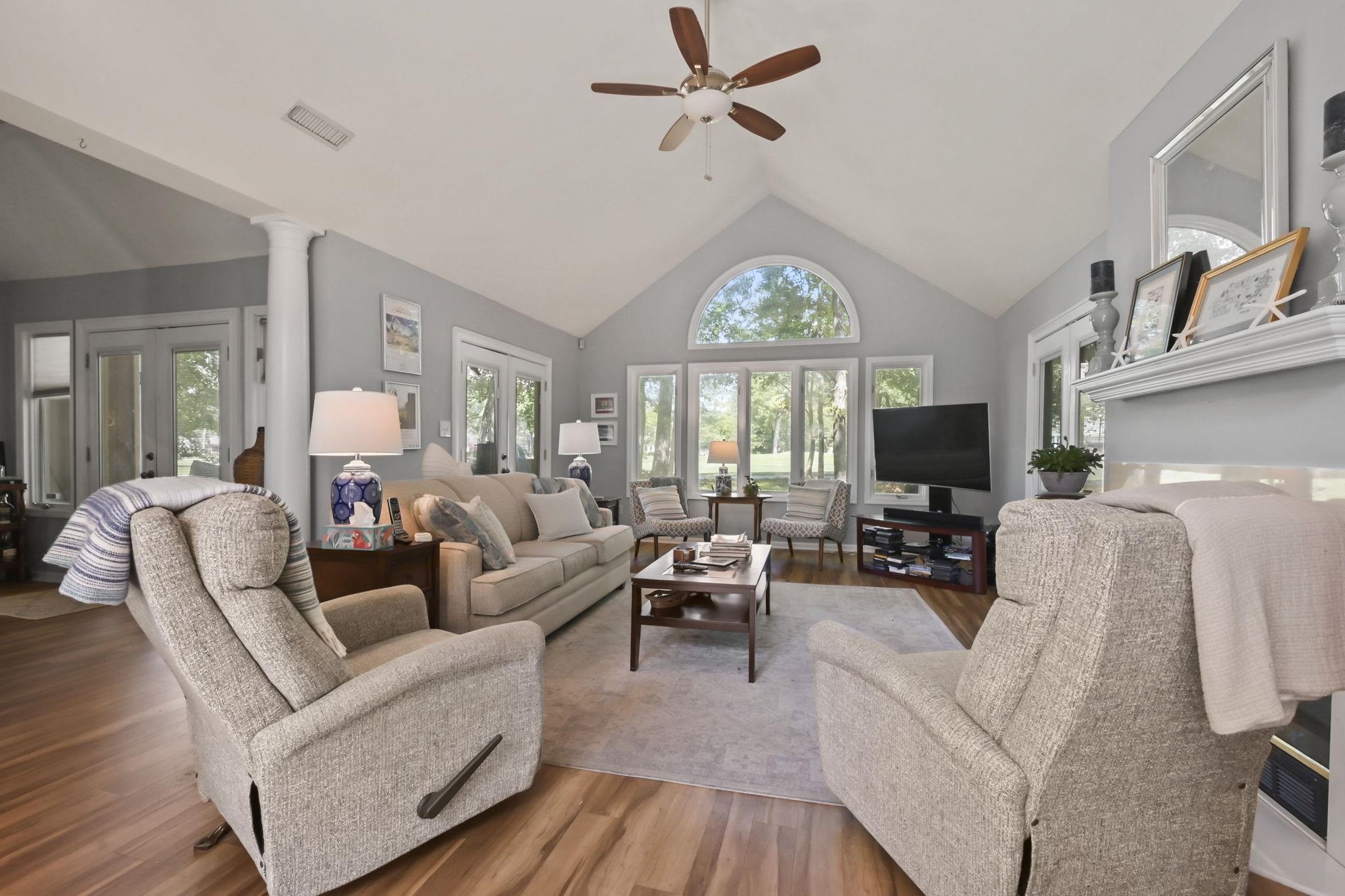 1207 Spinnaker Dr. Property Photo 6