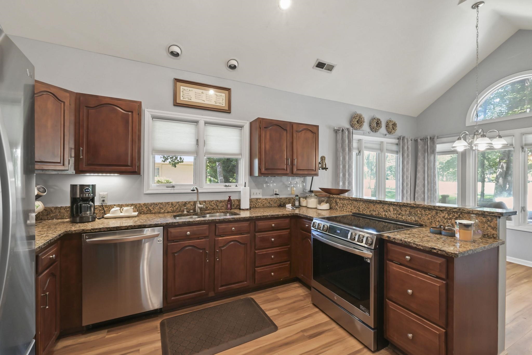 1207 Spinnaker Dr. Property Photo 10