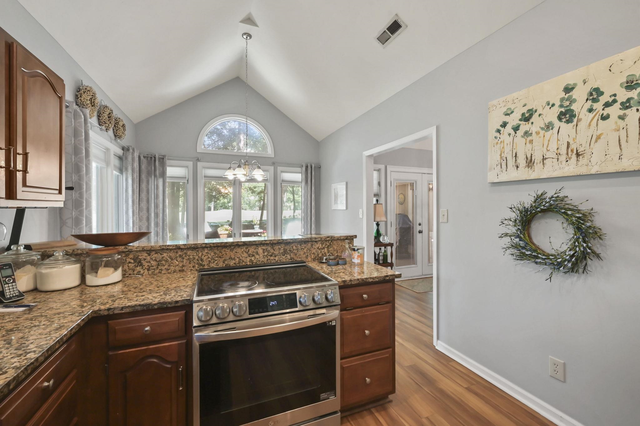 1207 Spinnaker Dr. Property Photo 12