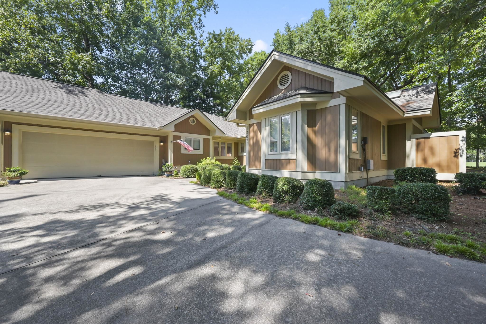 1207 Spinnaker Dr. Property Photo 38