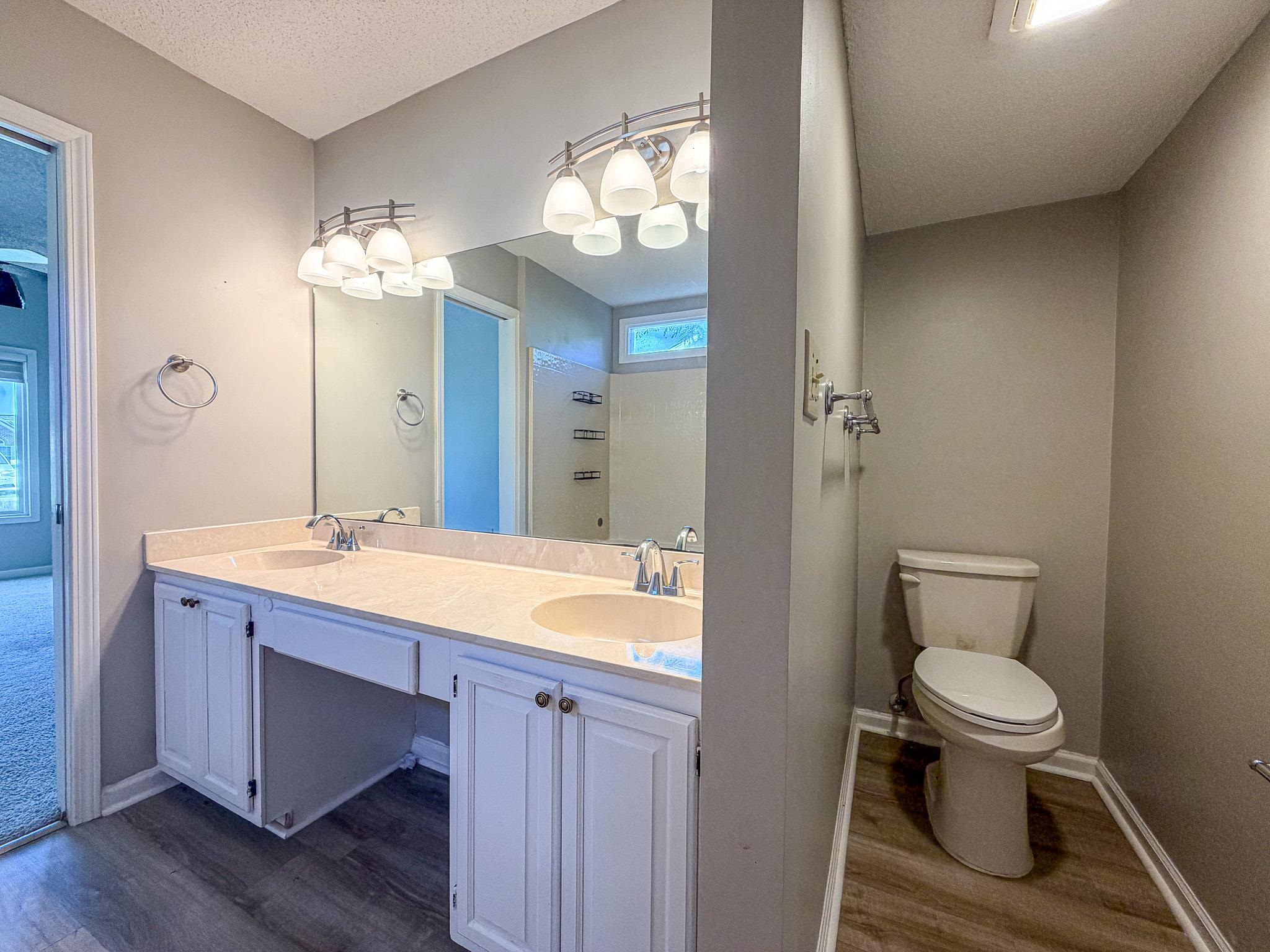 302 Scotts Mill Ct. Property Photo 22