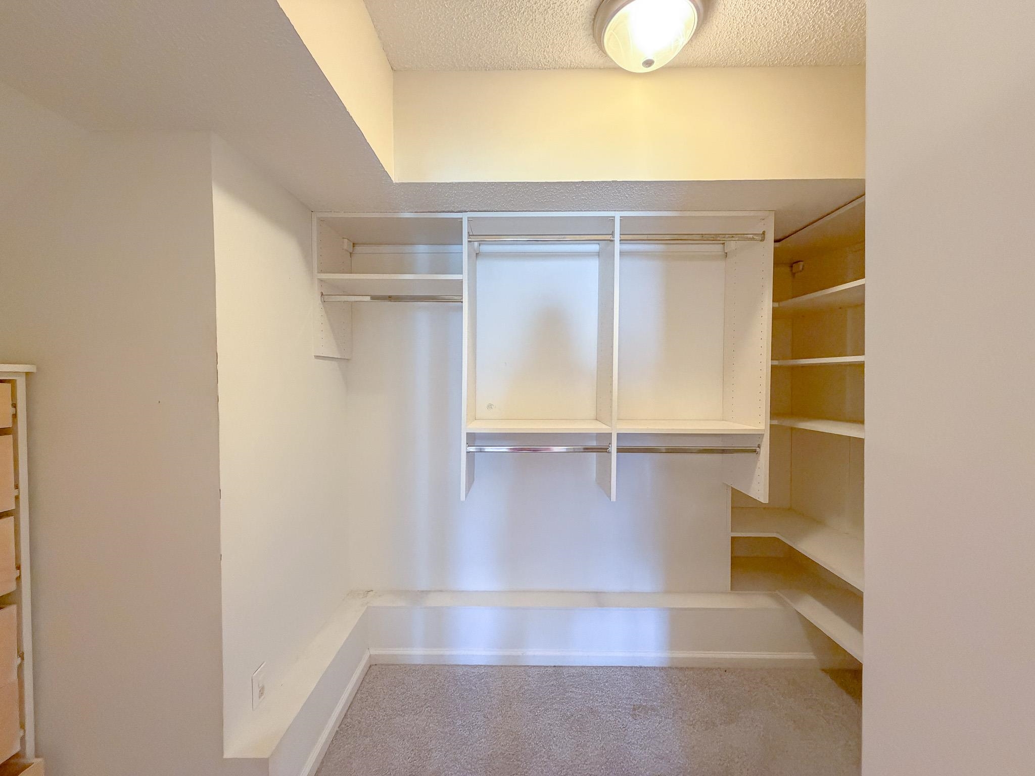 302 Scotts Mill Ct. Property Photo 23