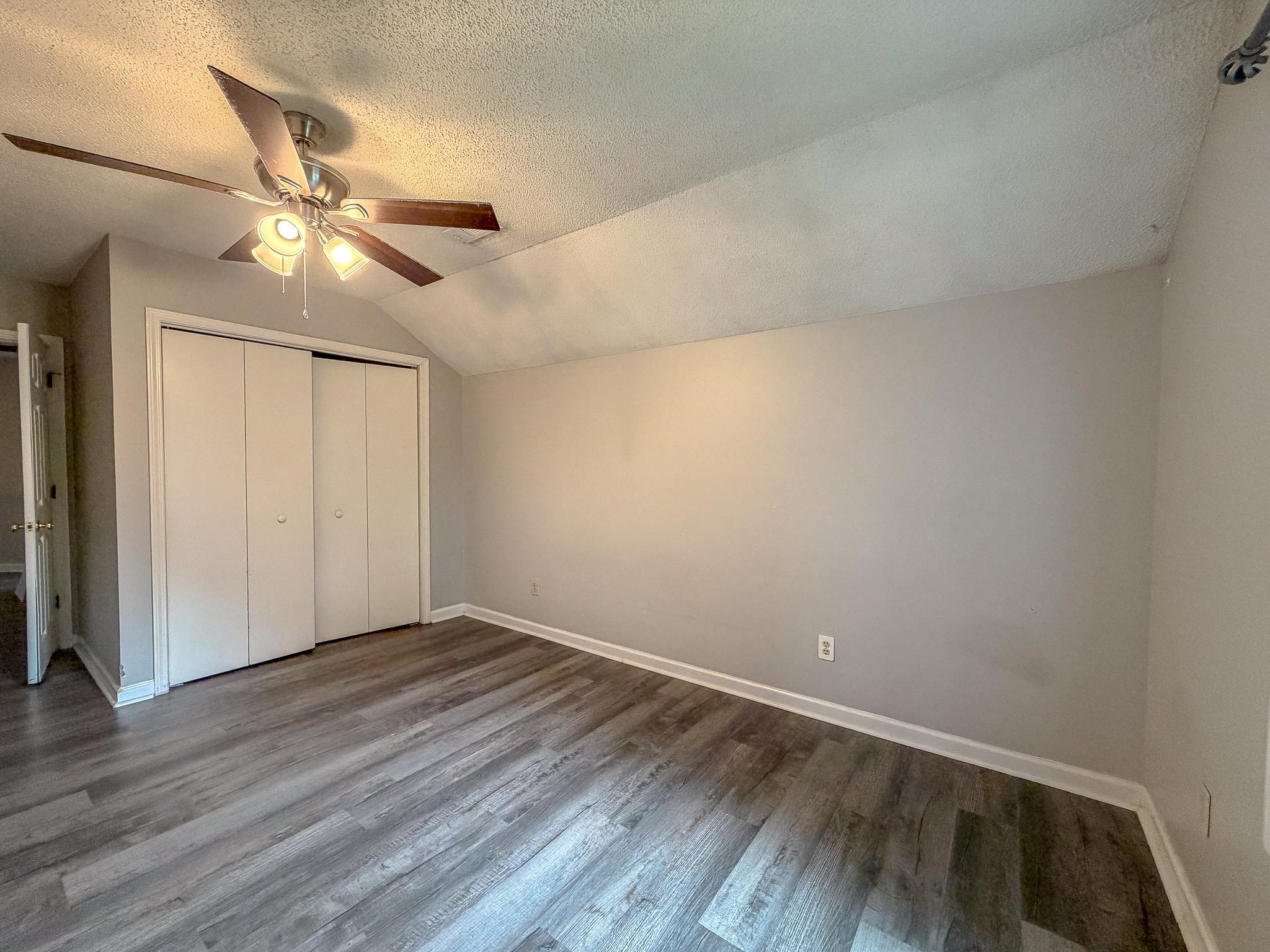 302 Scotts Mill Ct. Property Photo 28