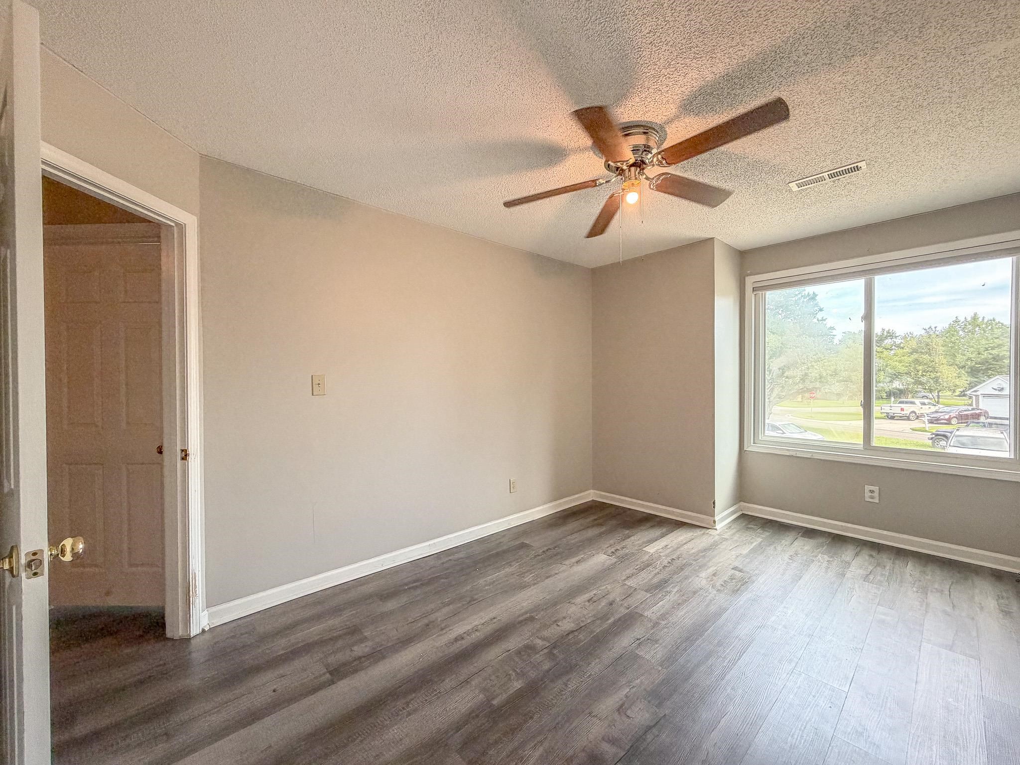302 Scotts Mill Ct. Property Photo 31