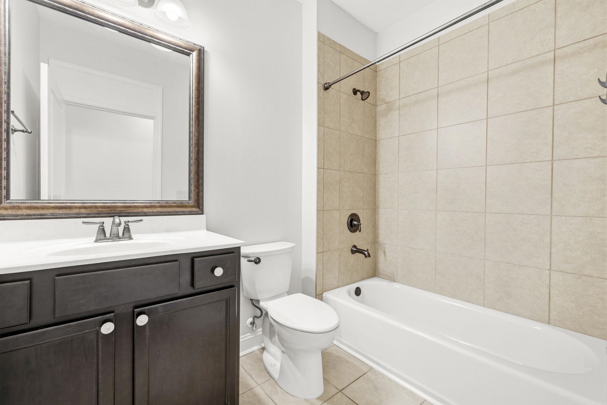 2027 Silverspring Ln. Property Photo 31