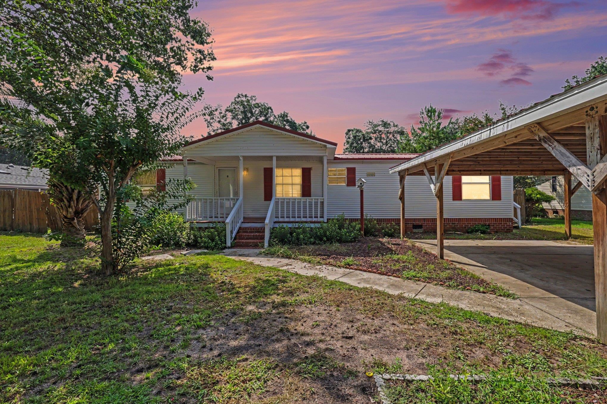474 Grapevine St. Property Photo 1