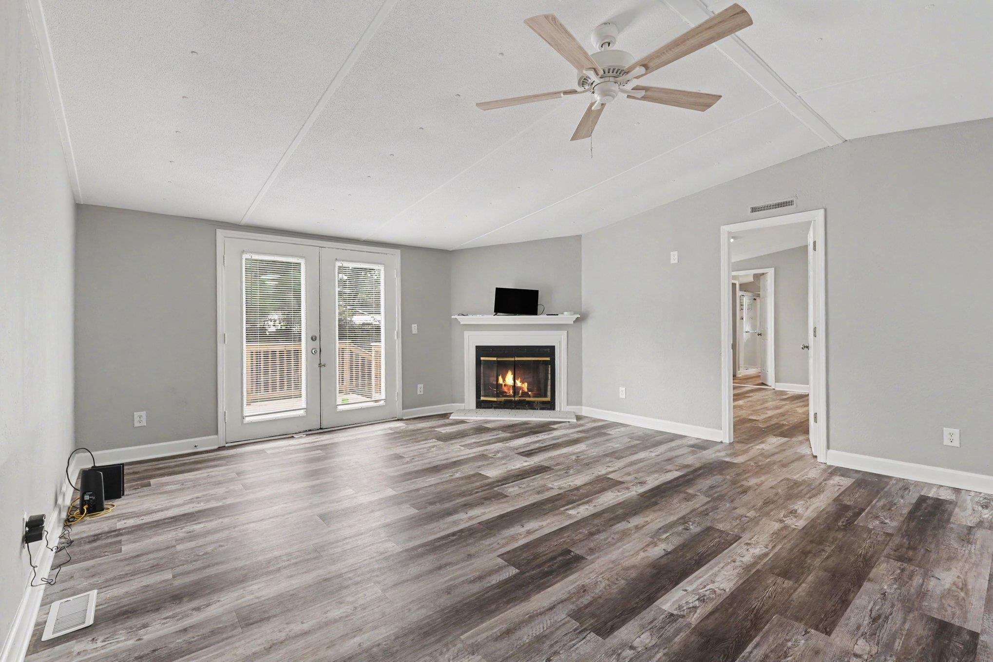 474 Grapevine St. Property Photo 8