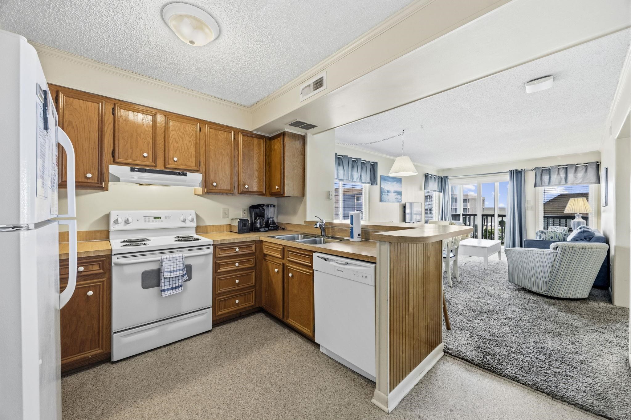 9571 Shore Dr. Property Photo 15