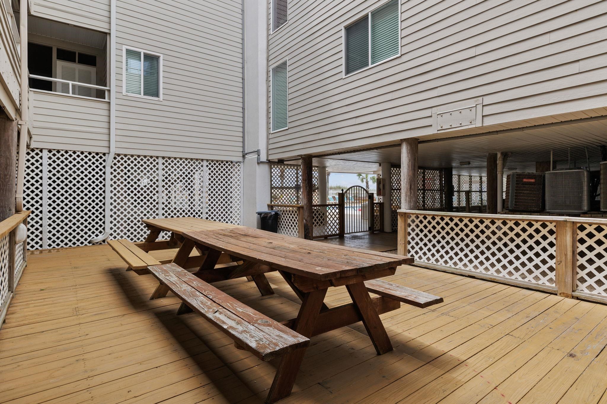 9571 Shore Dr. Property Photo 37