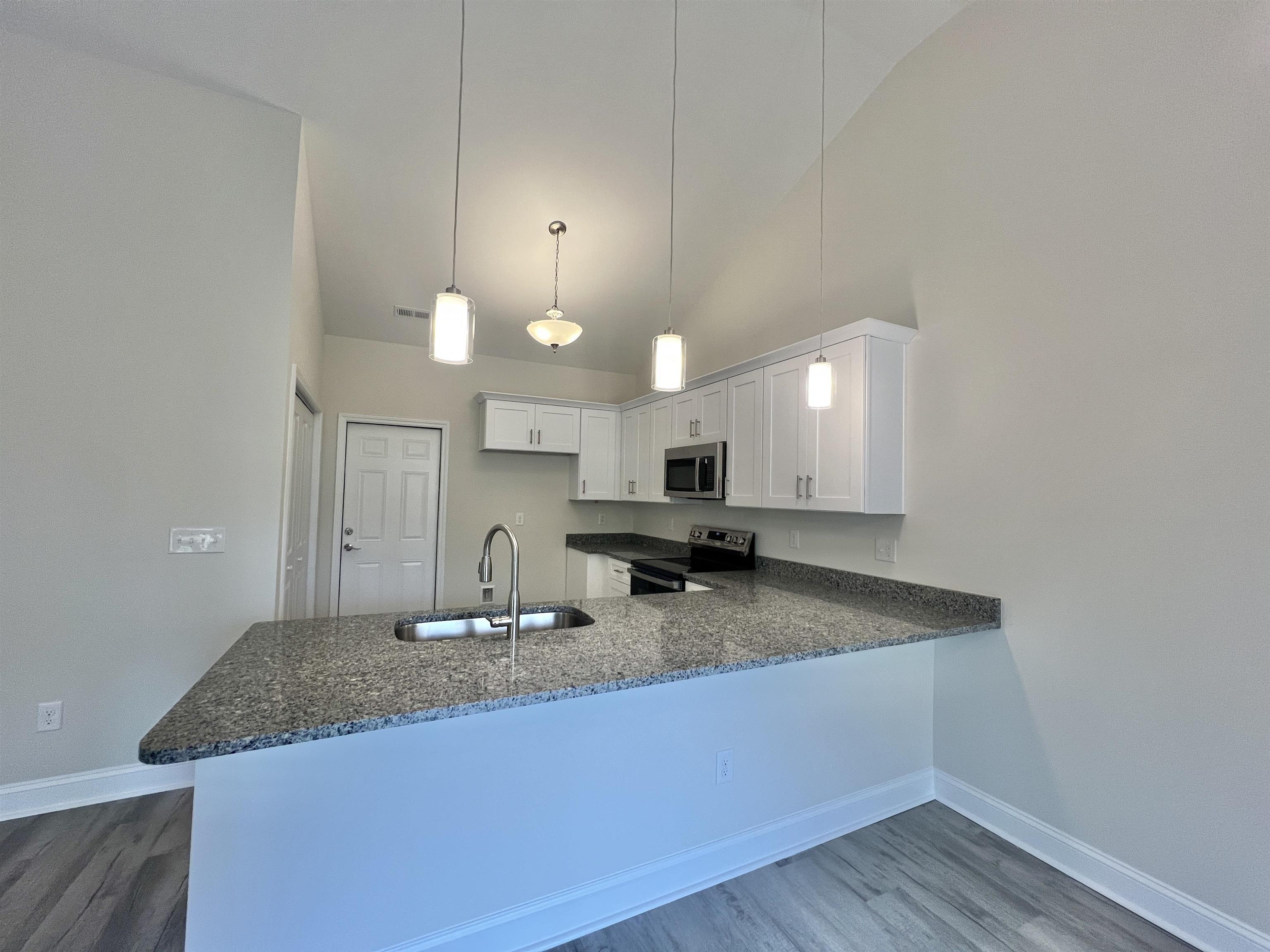5176 Spring St. Property Photo 3