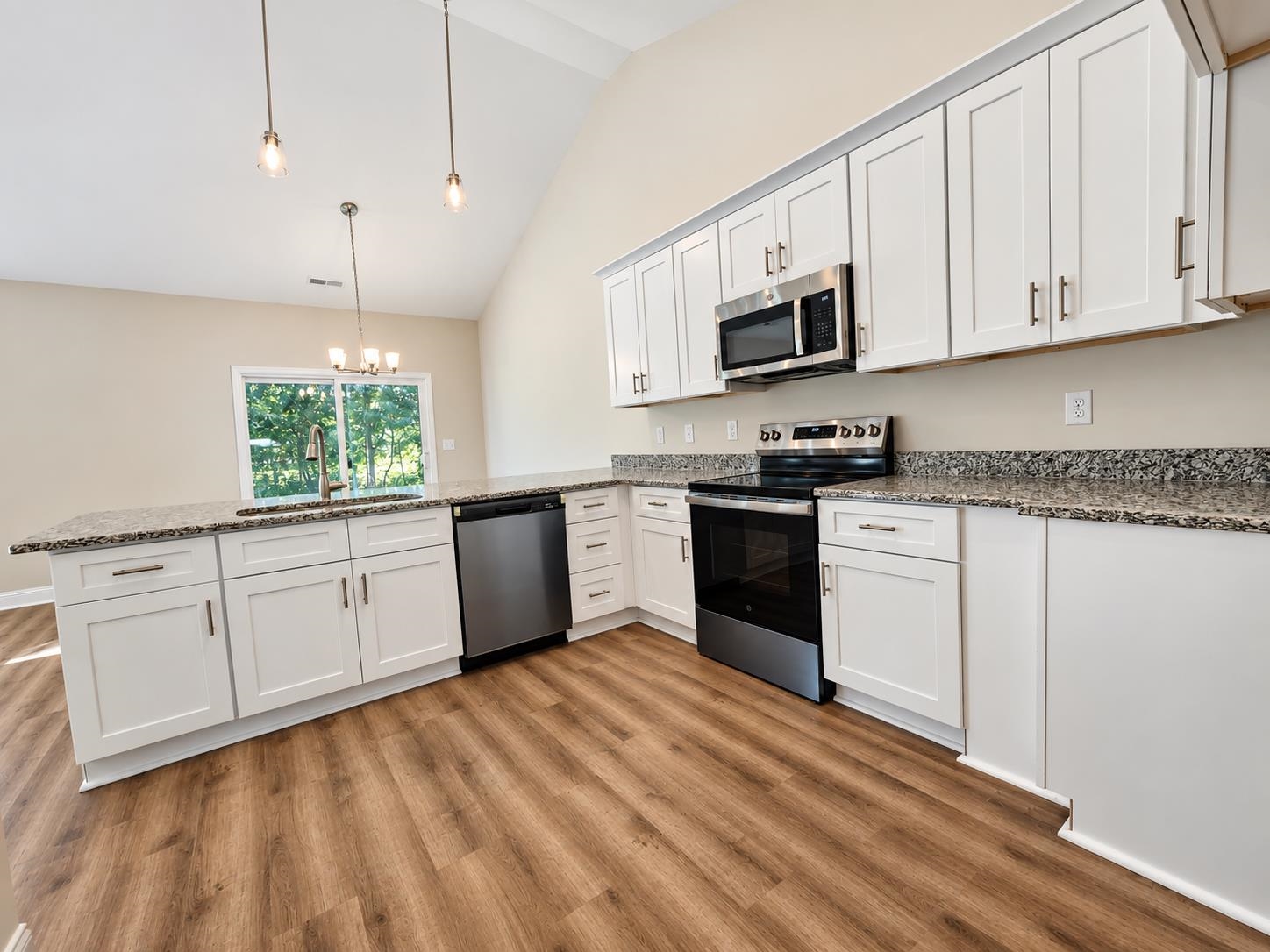 5176 Spring St. Property Photo 12