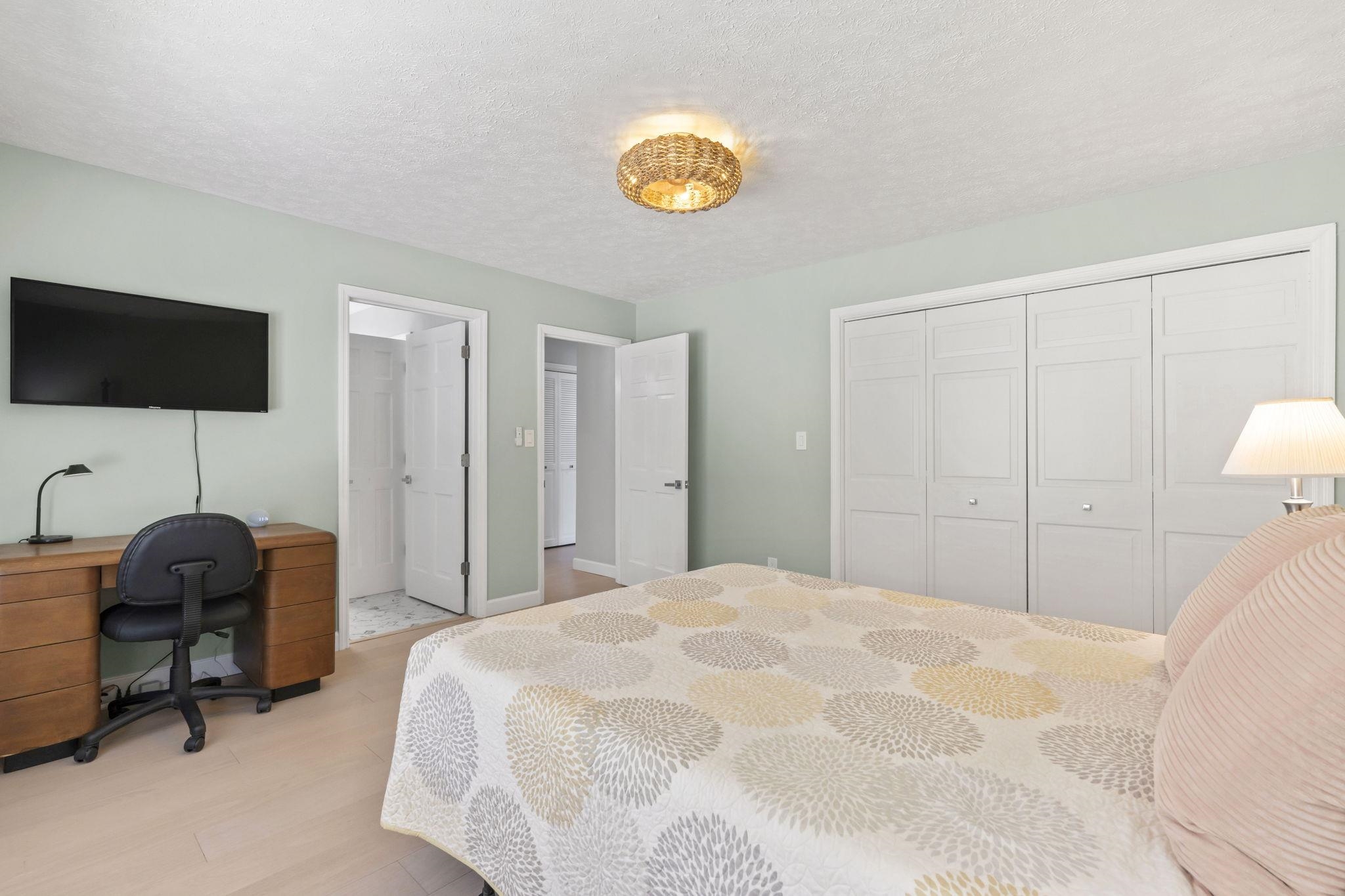 207 Glass Hill Dr. Property Photo 27