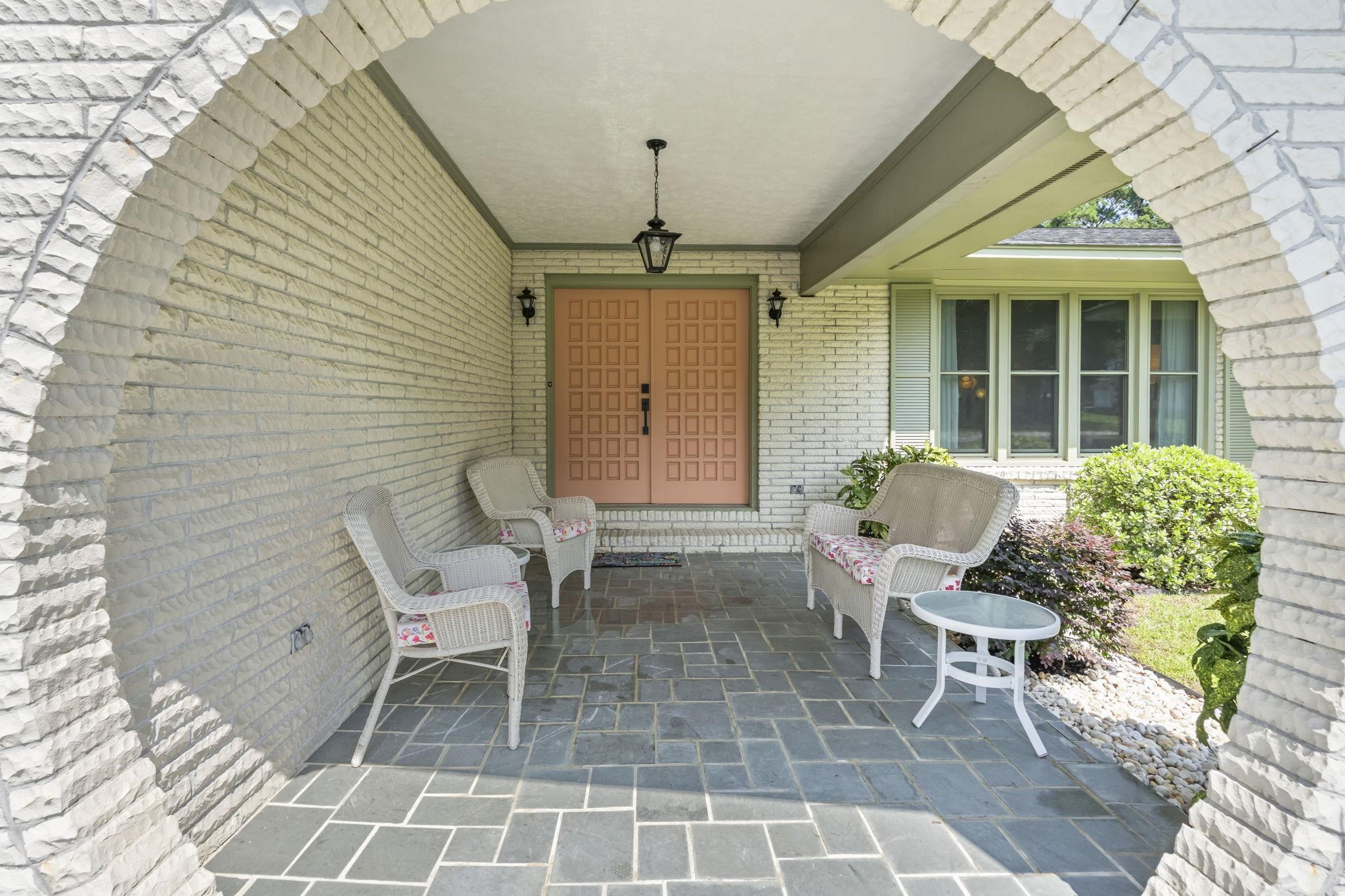 207 Glass Hill Dr. Property Photo 31