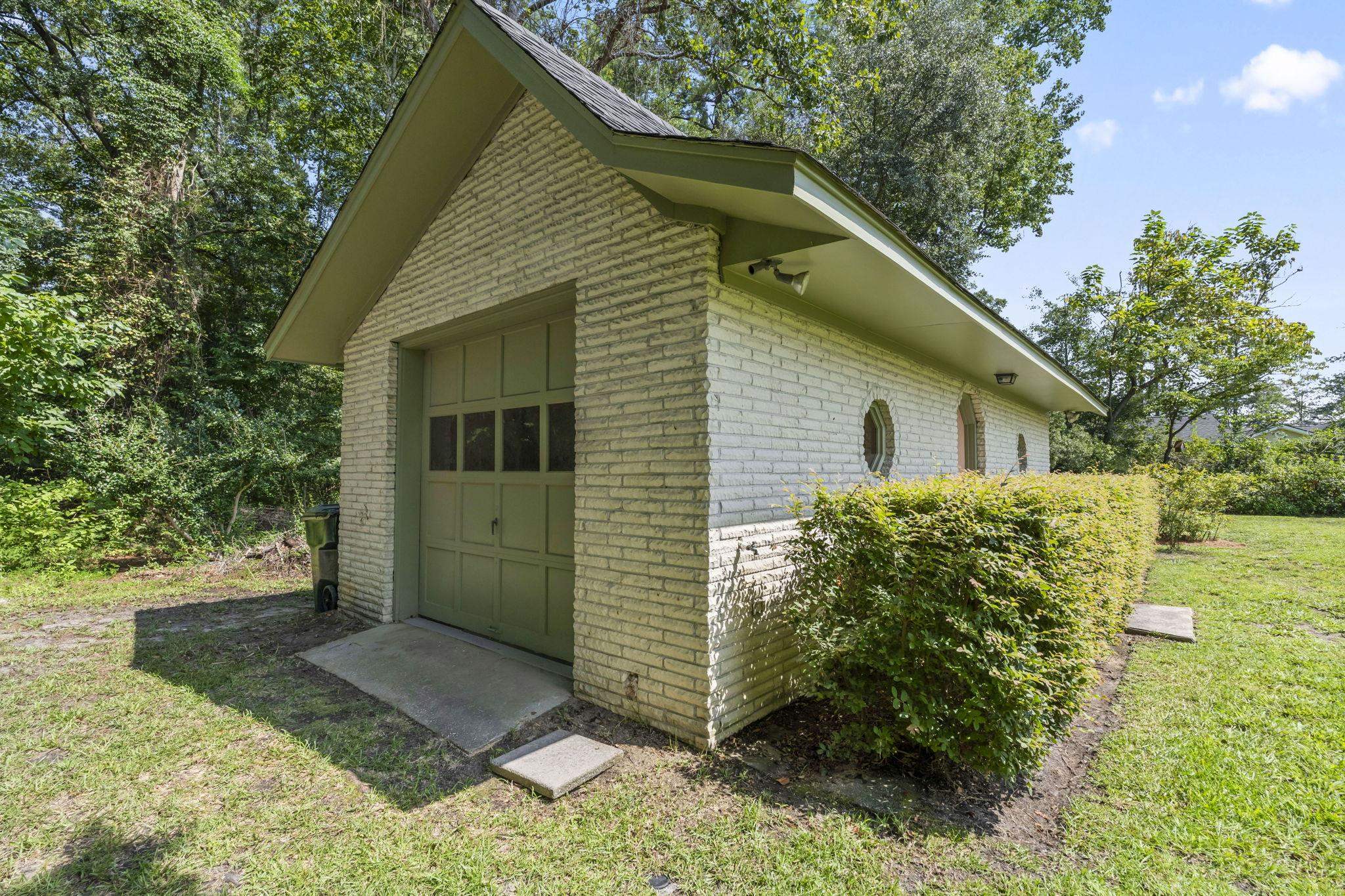 207 Glass Hill Dr. Property Photo 34