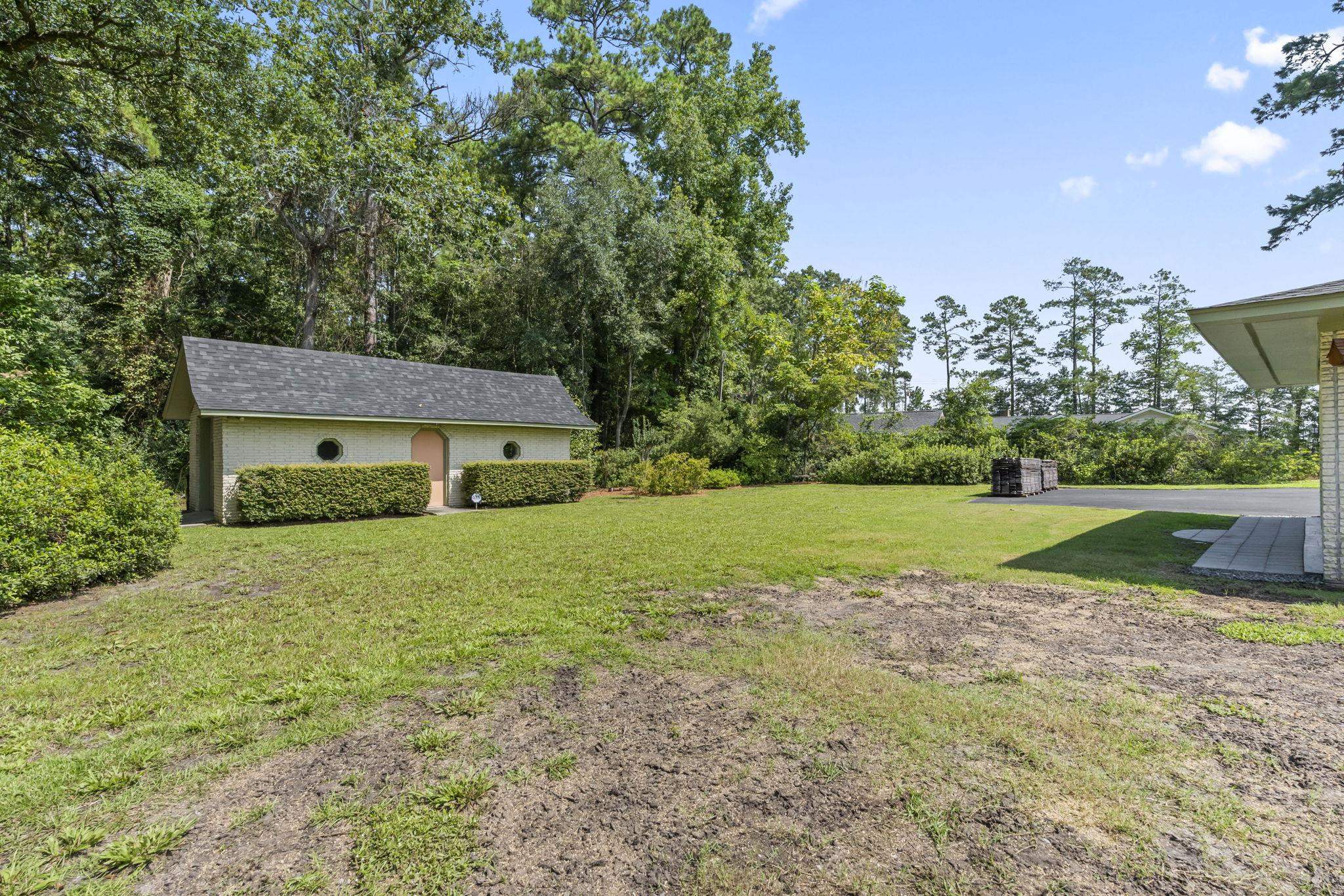 207 Glass Hill Dr. Property Photo 40