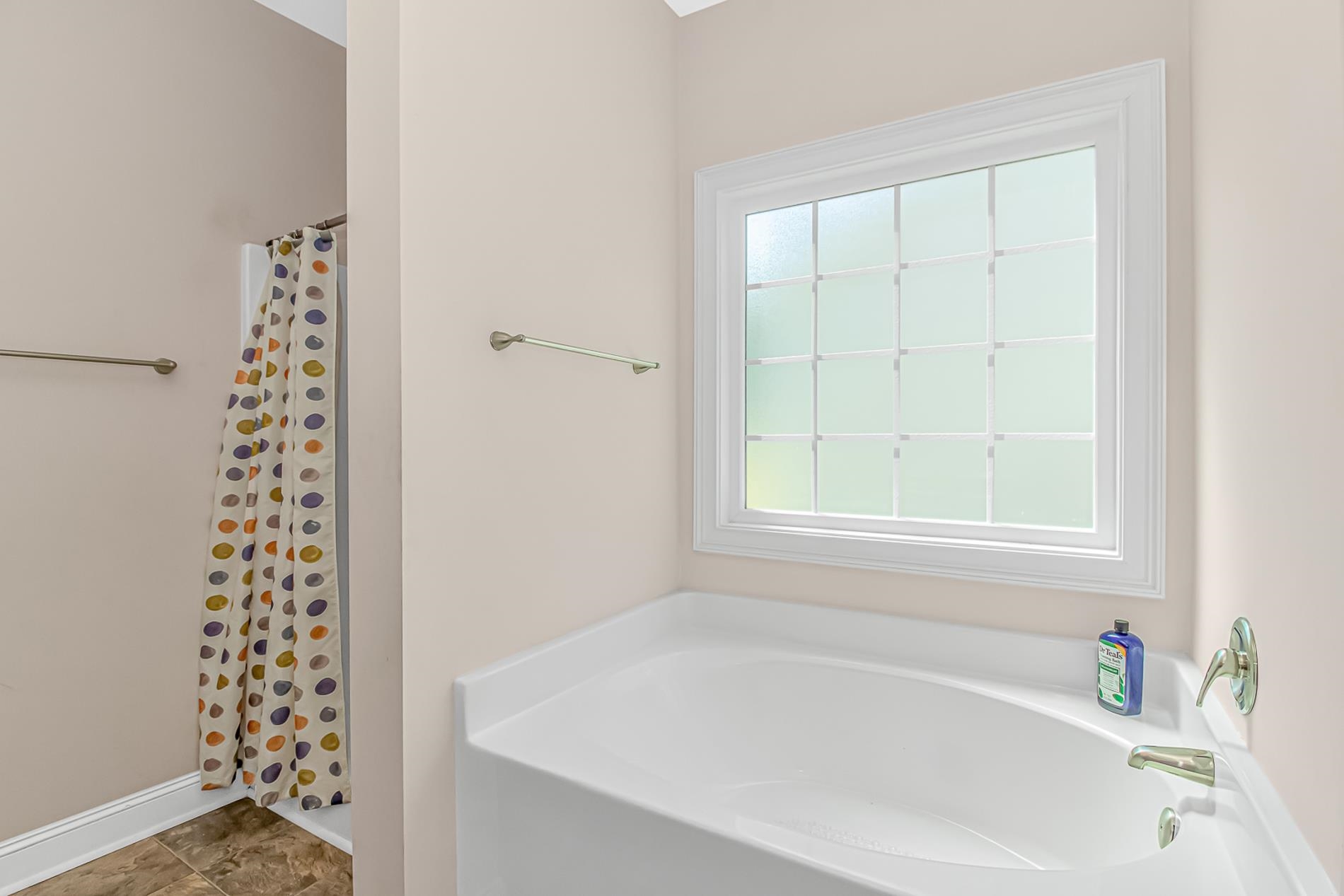 1010 Napa Ct. Property Photo 11