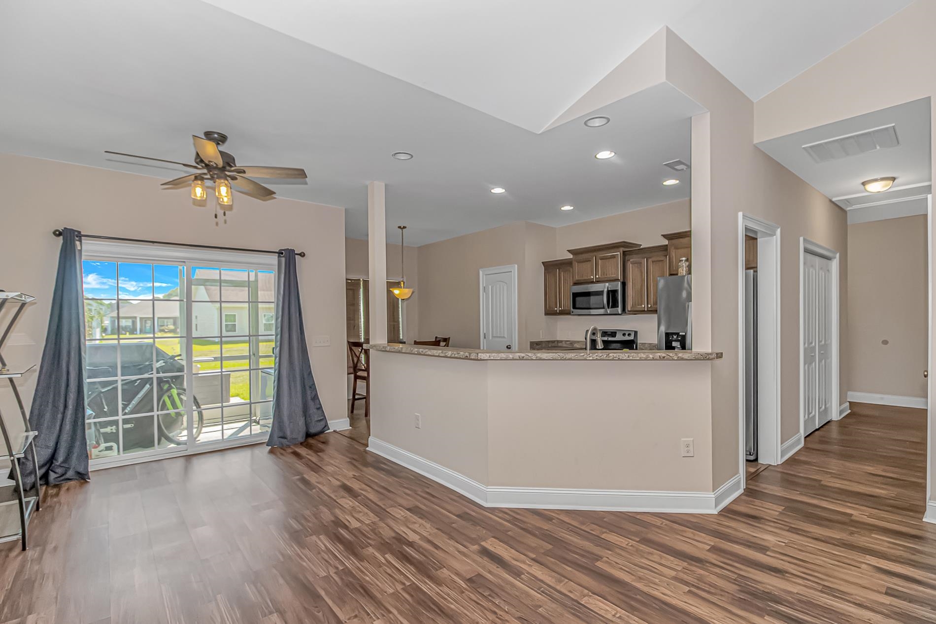 1010 Napa Ct. Property Photo 30