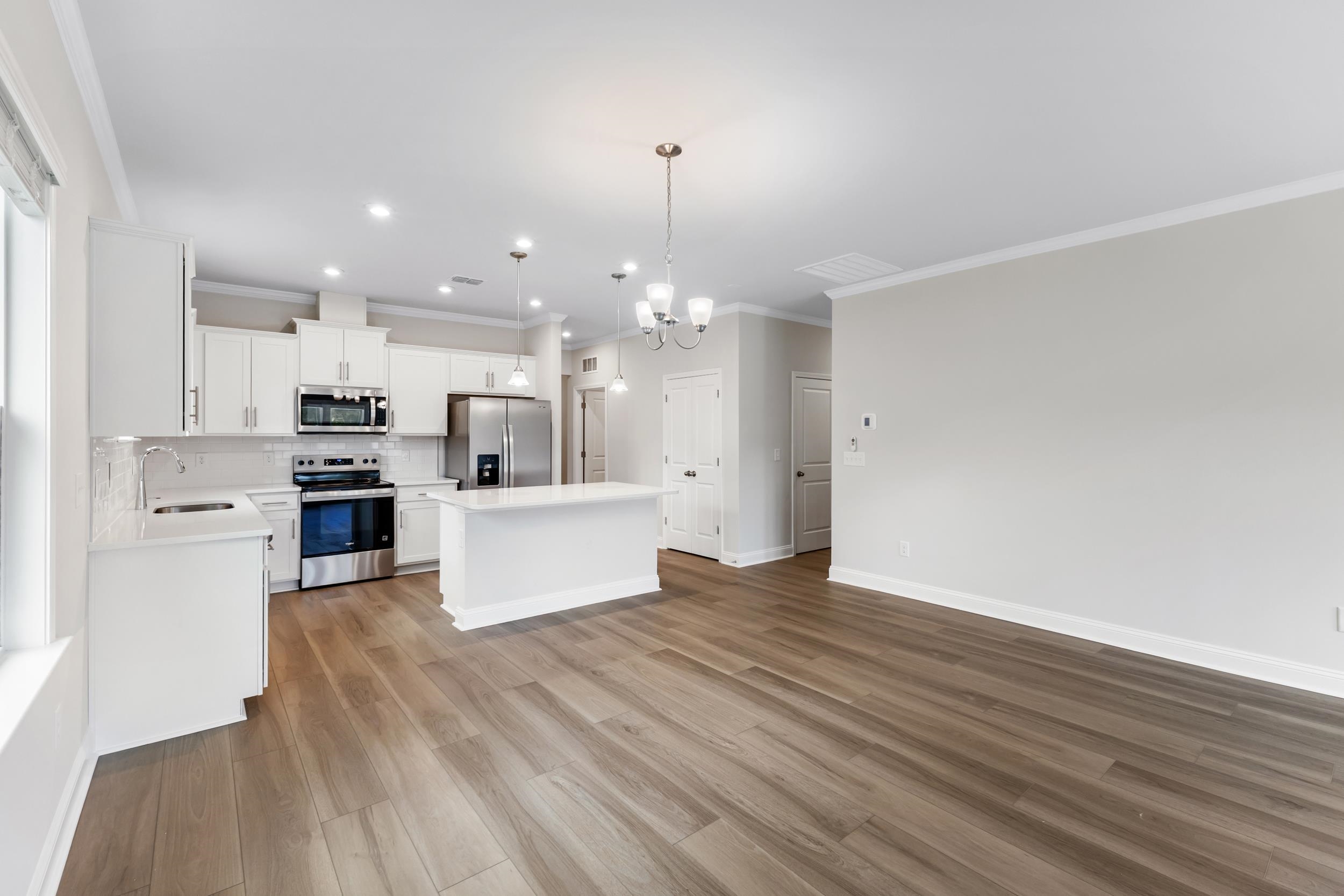 2312 Spring Rise Dr Property Photo 6