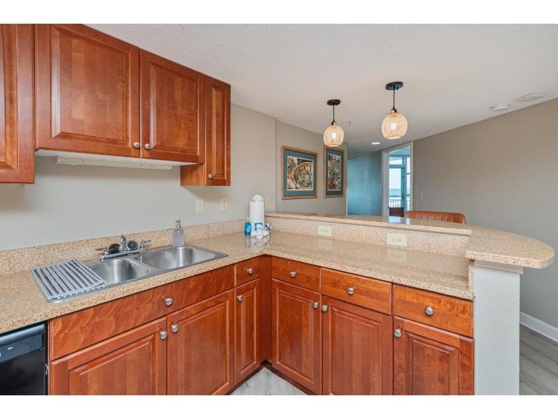 5200 Ocean Blvd. N Property Photo 18