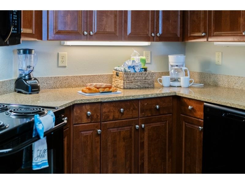 5200 Ocean Blvd. N Property Photo 20