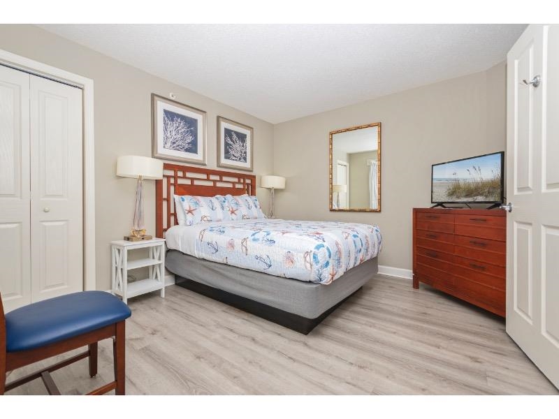 5200 Ocean Blvd. N Property Photo 30