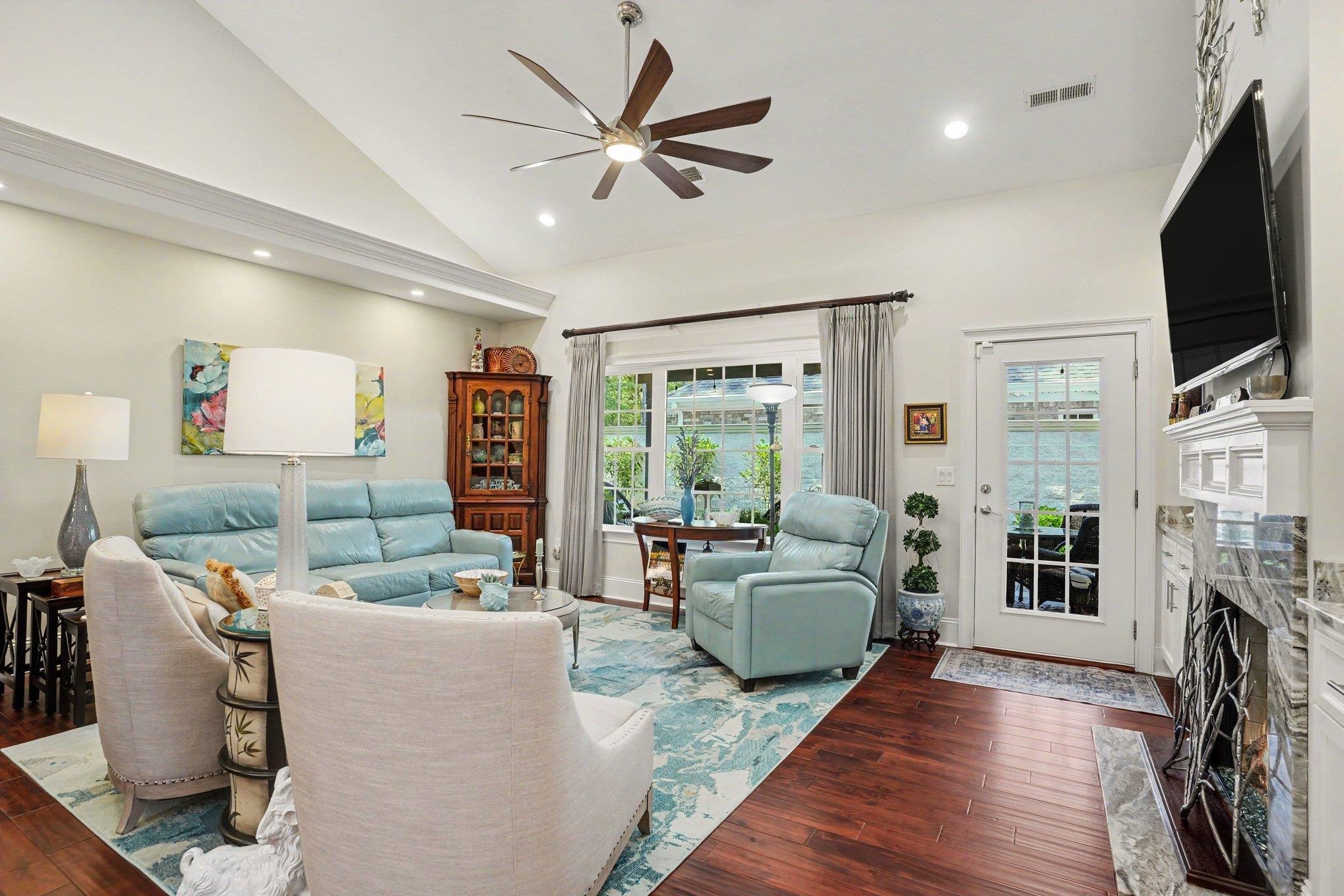 217 Waterfall Circle Property Photo 7