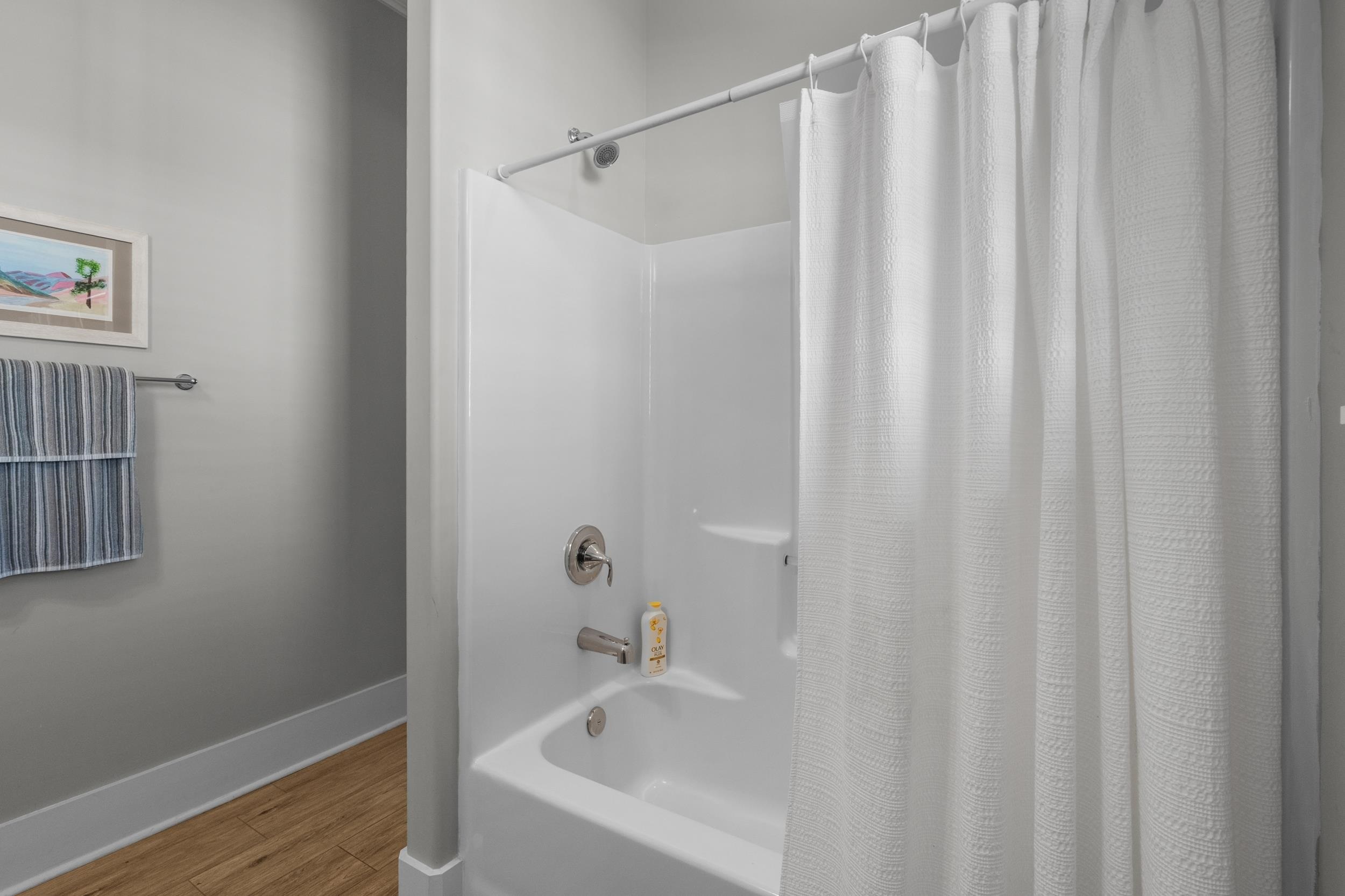413 Seabury Ln. Property Photo 32