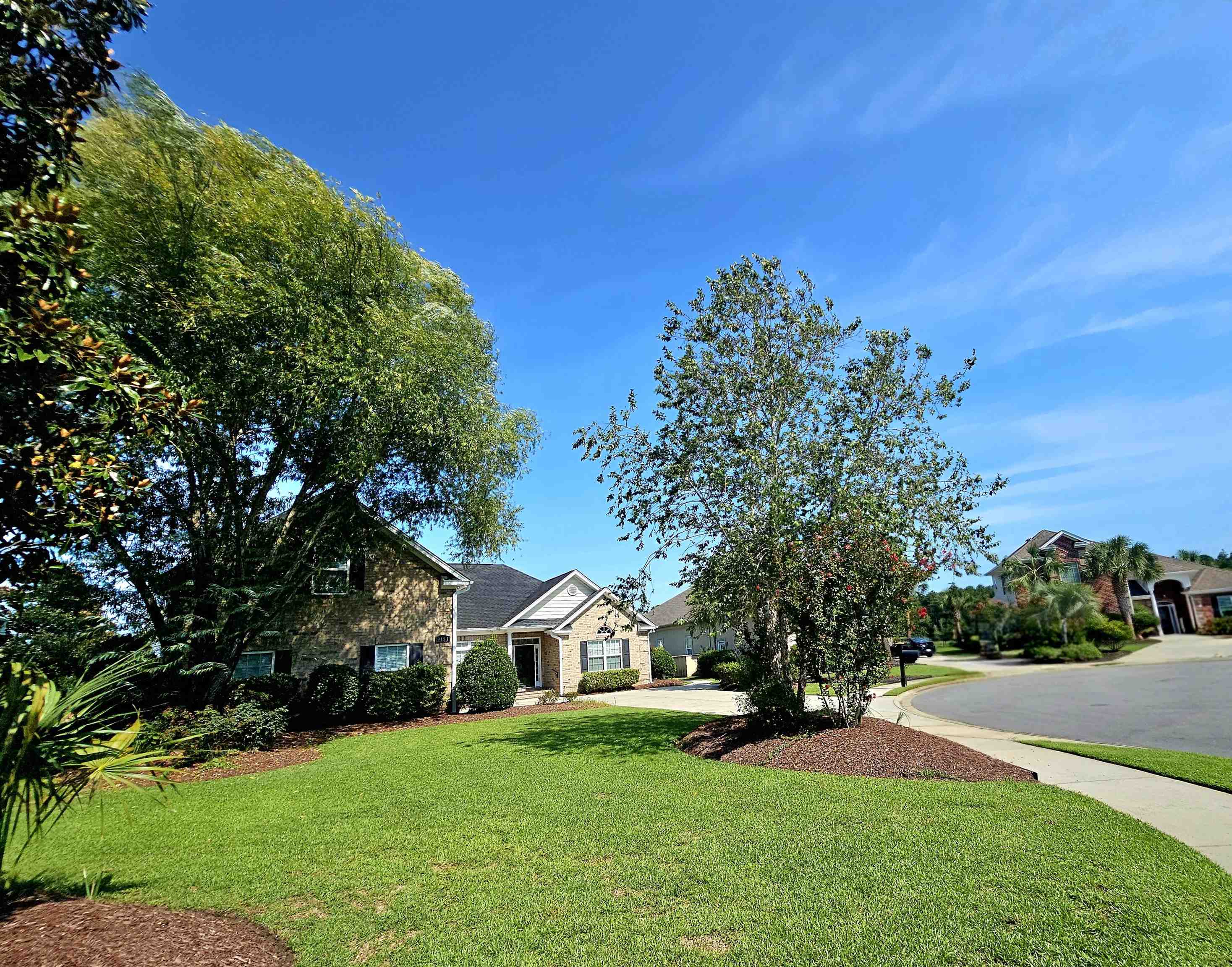 9181 Abingdon Dr. Property Photo 3