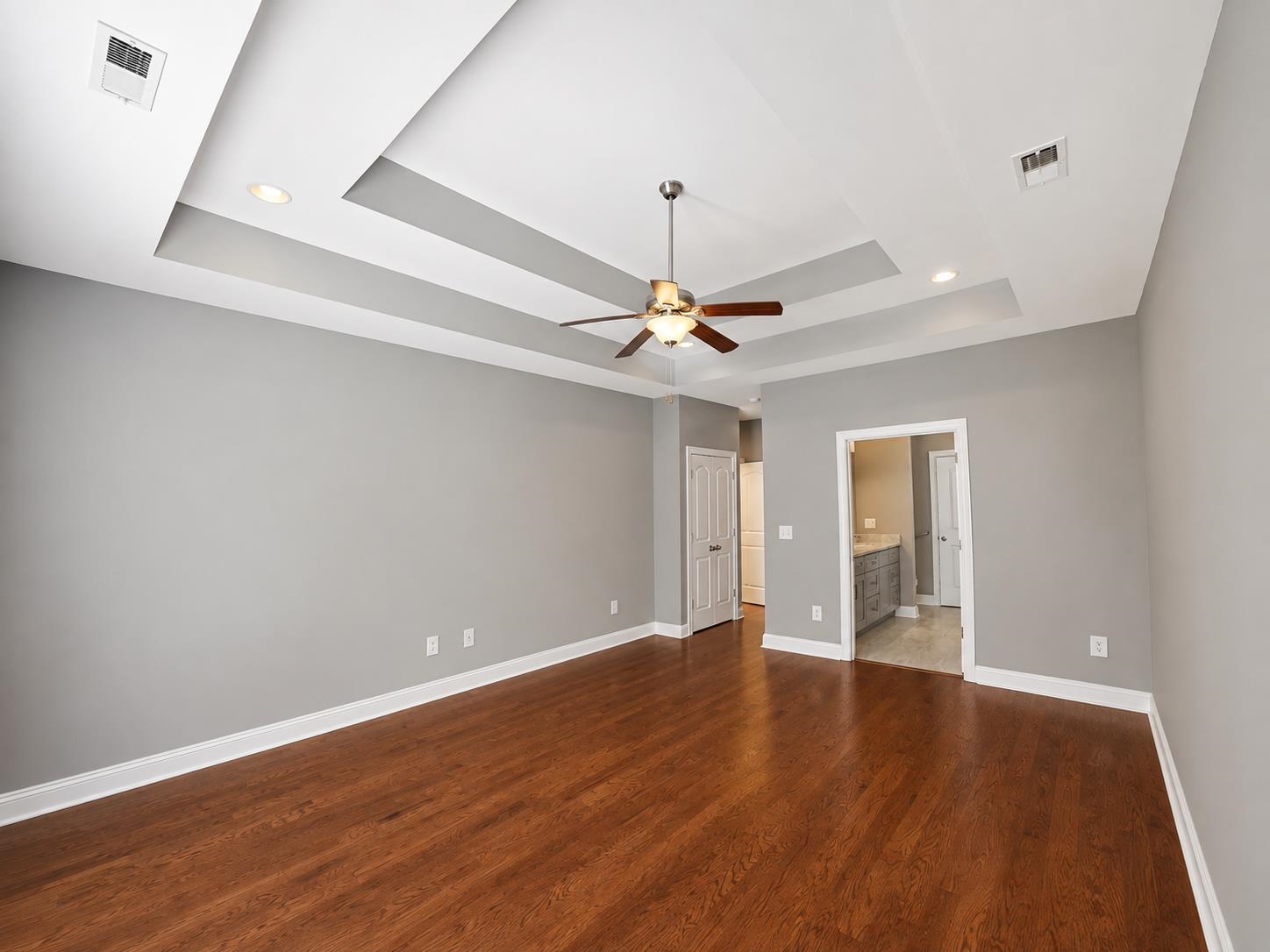 9181 Abingdon Dr. Property Photo 11