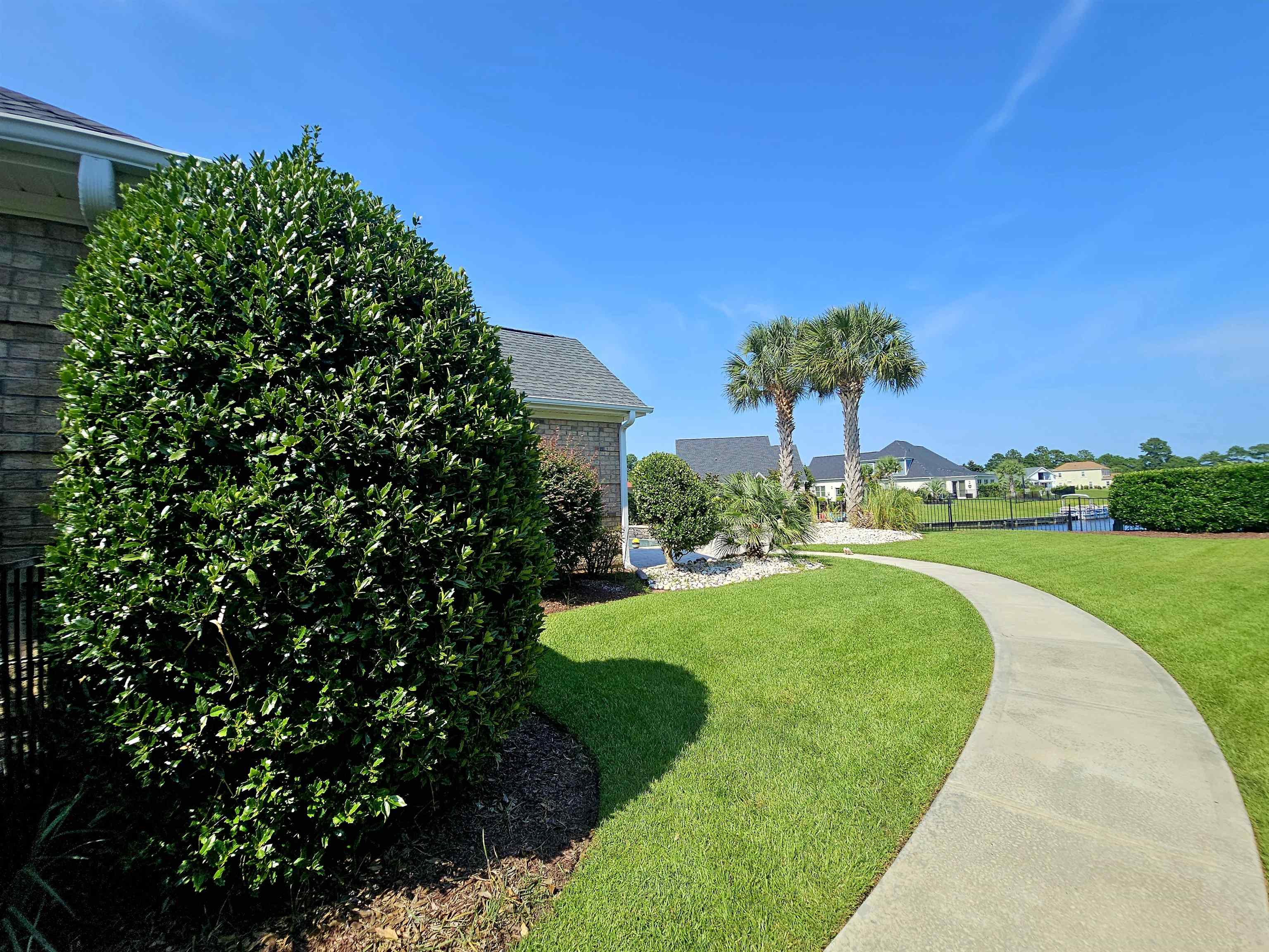 9181 Abingdon Dr. Property Photo 37