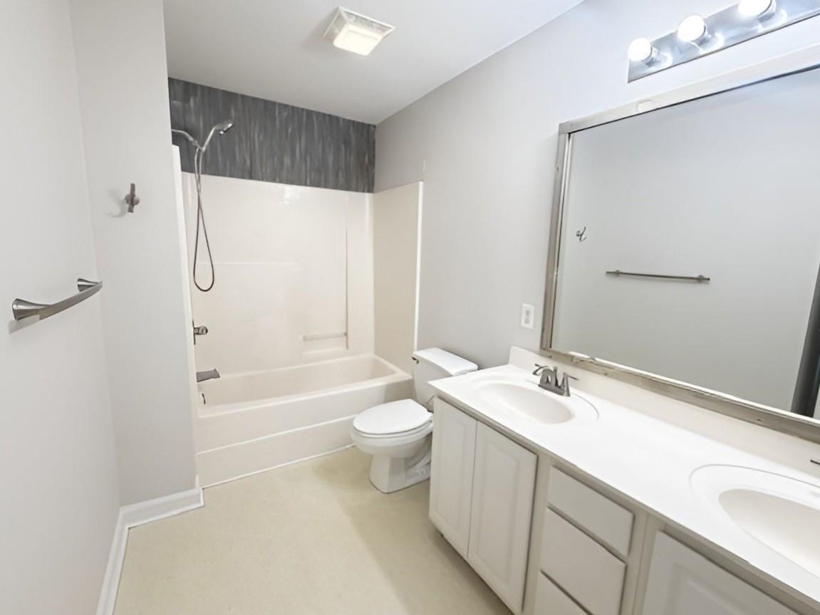 323 Kildare Ct. Property Photo 15