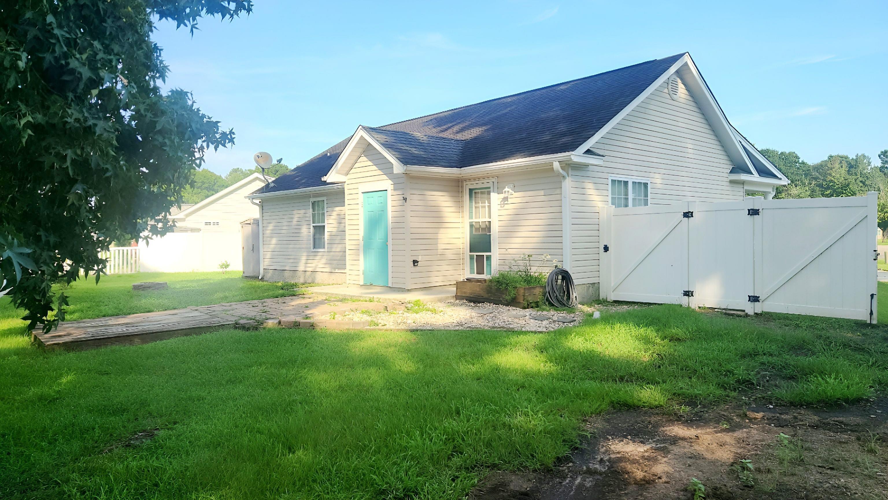 323 Kildare Ct. Property Photo 18