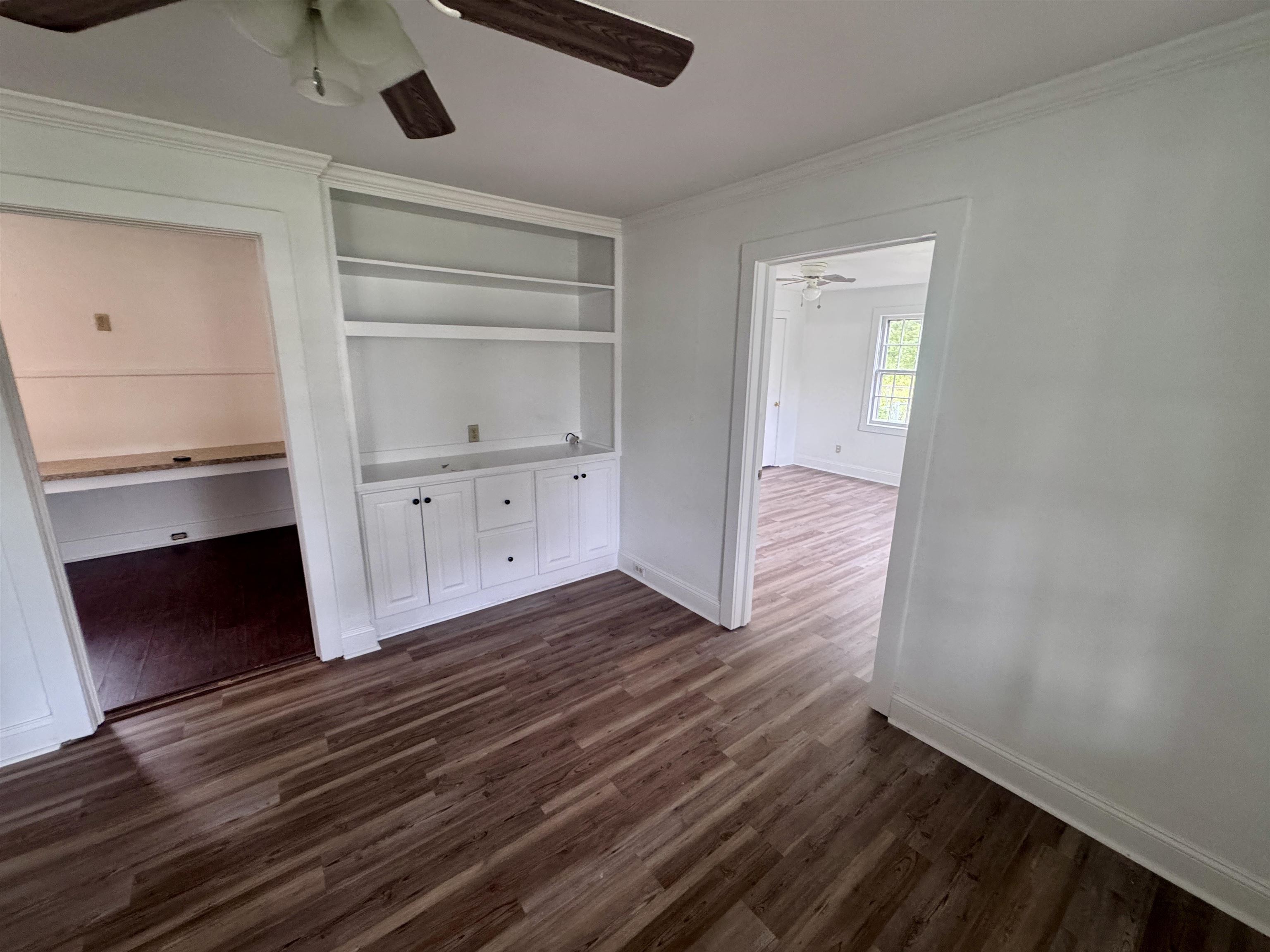 103 E Elmwood St. Property Photo 15
