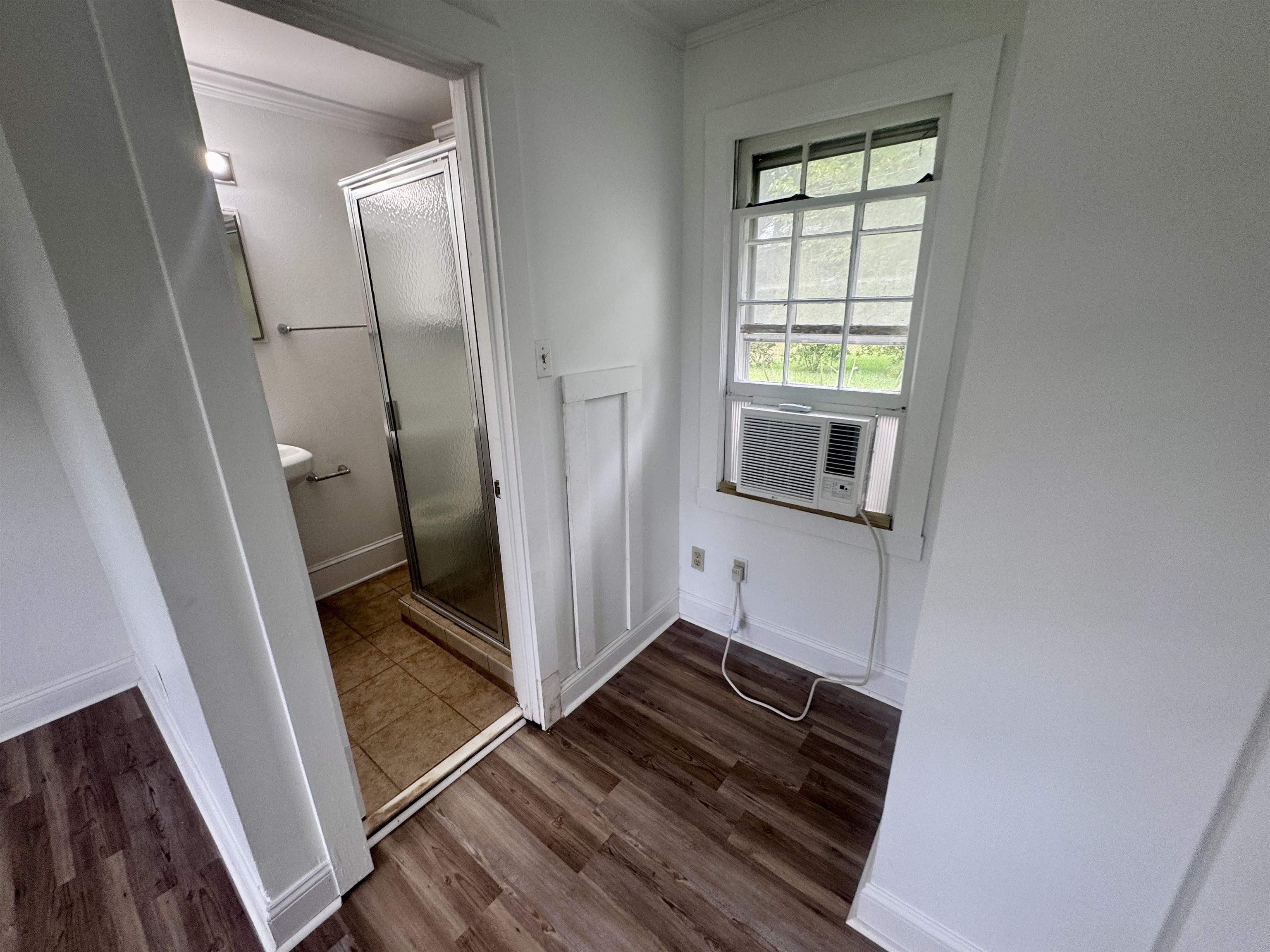 103 E Elmwood St. Property Photo 23