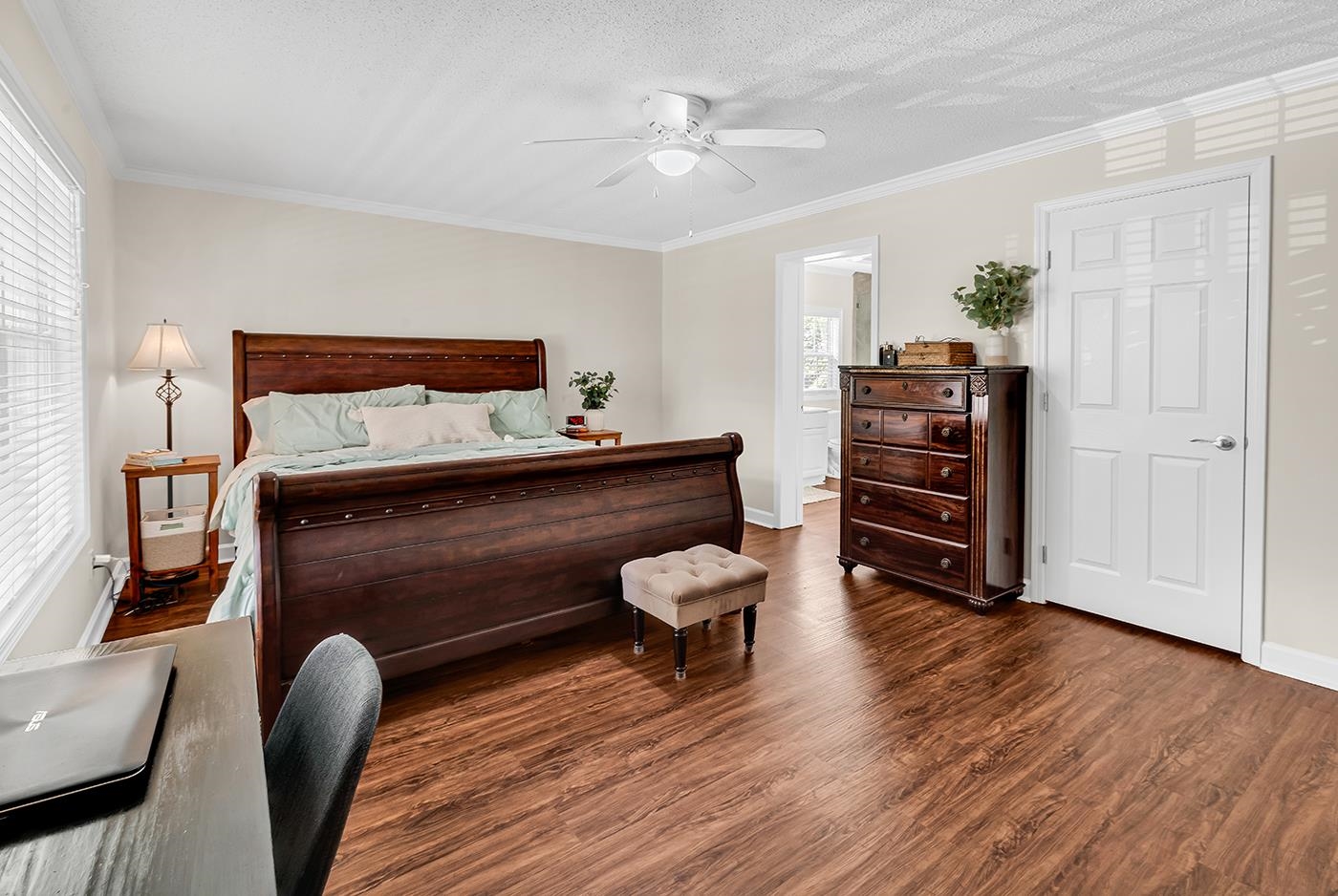 2079 Lees Landing Circle Property Photo 2