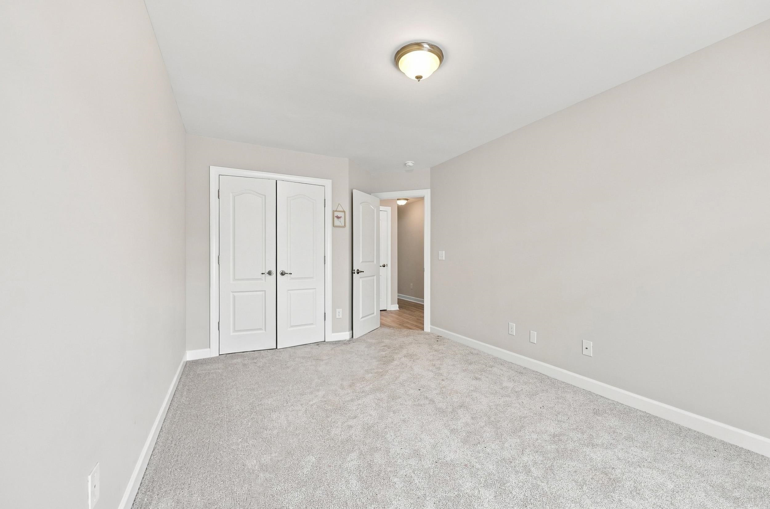 1025 Fairway Ln. Property Photo 19