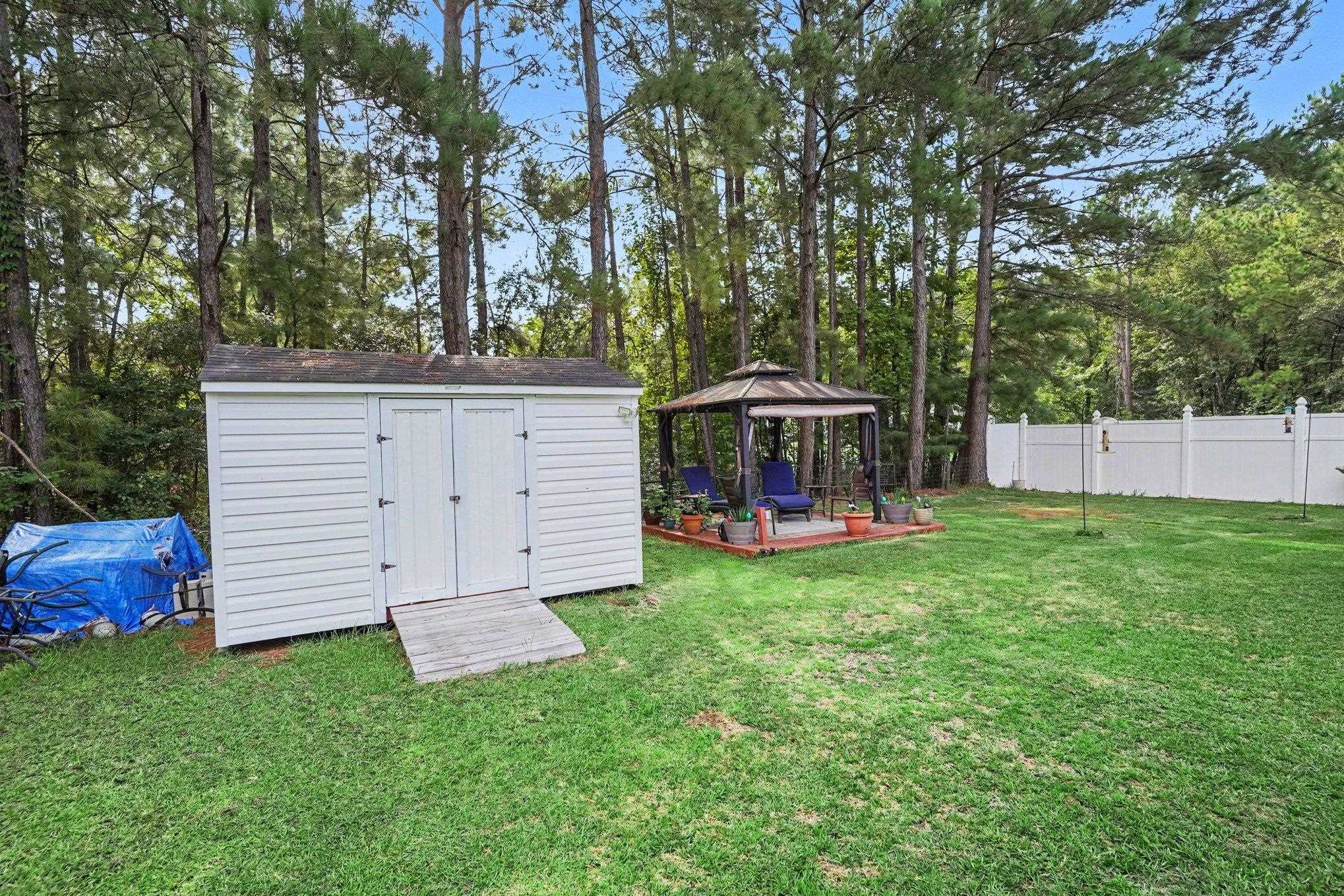 3002 Denine Dr. Property Photo 28