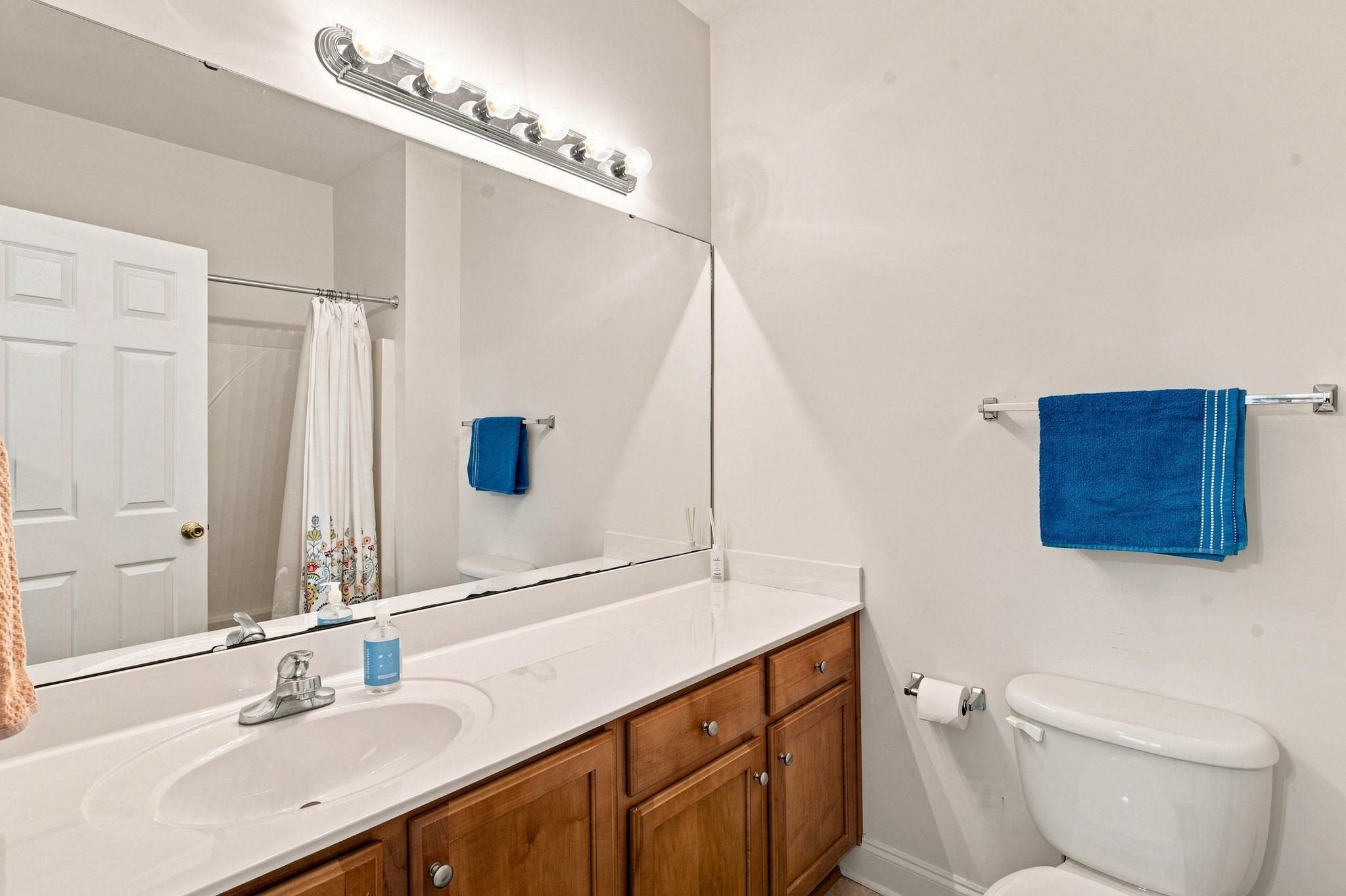 2037 Silvercrest Dr. Property Photo 20