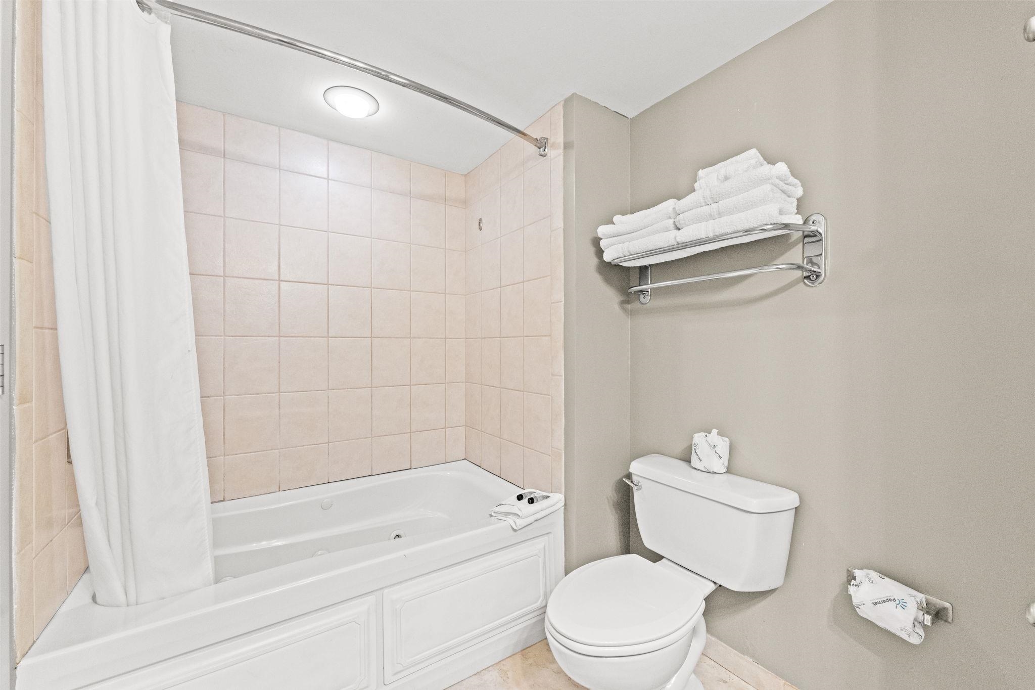 107 S Ocean Blvd. Property Photo 19