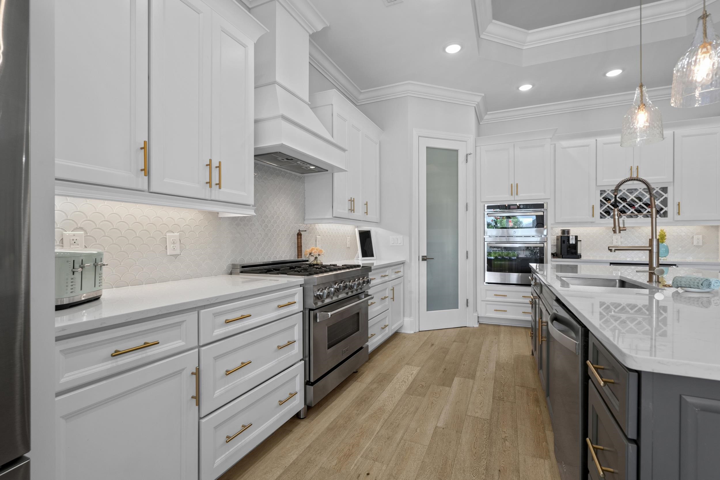 9017 Loggerhead Ct. Property Photo 22