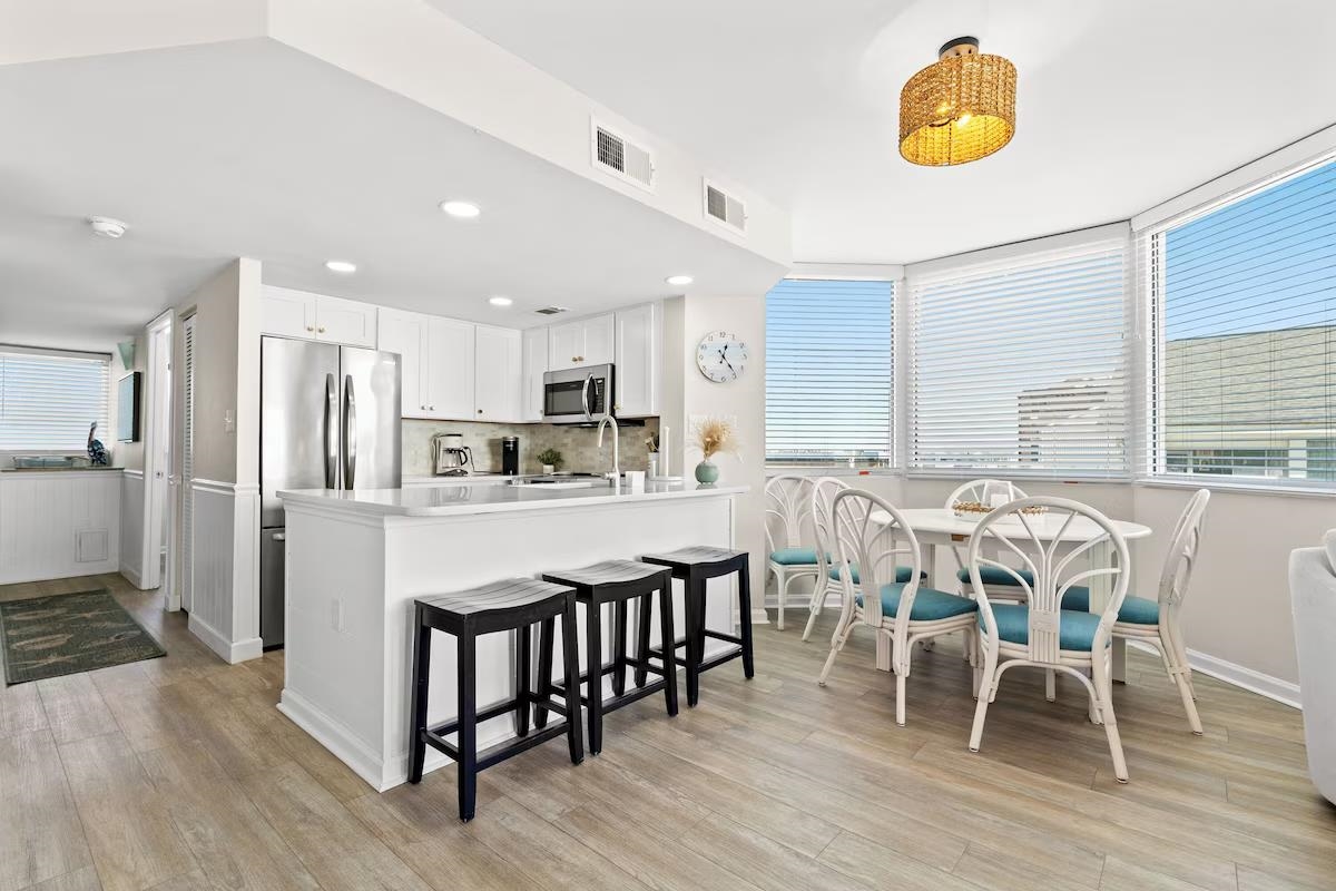 5806 N Ocean Blvd. Property Photo 8
