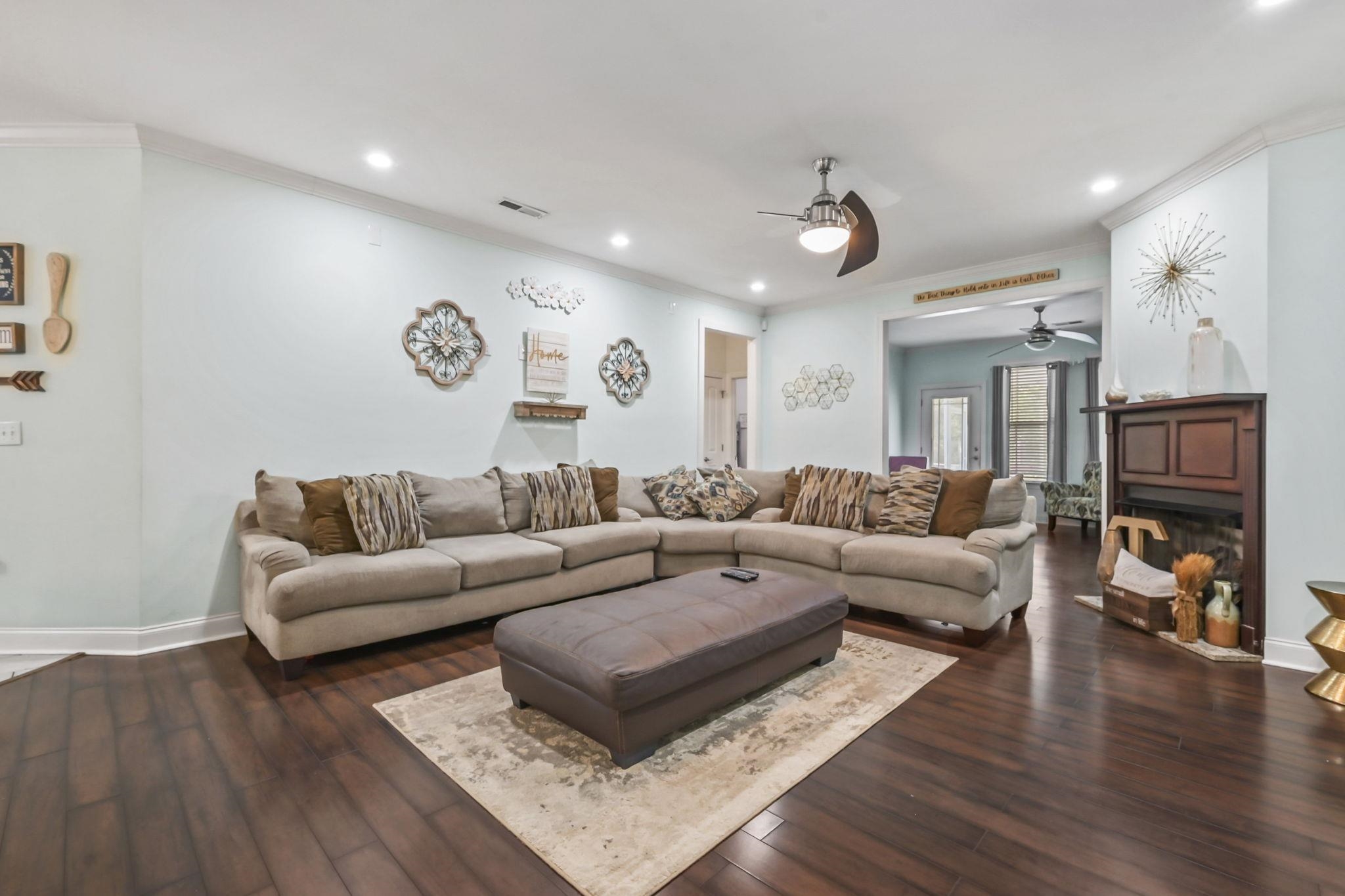 1051 Academy Dr. Property Photo 12