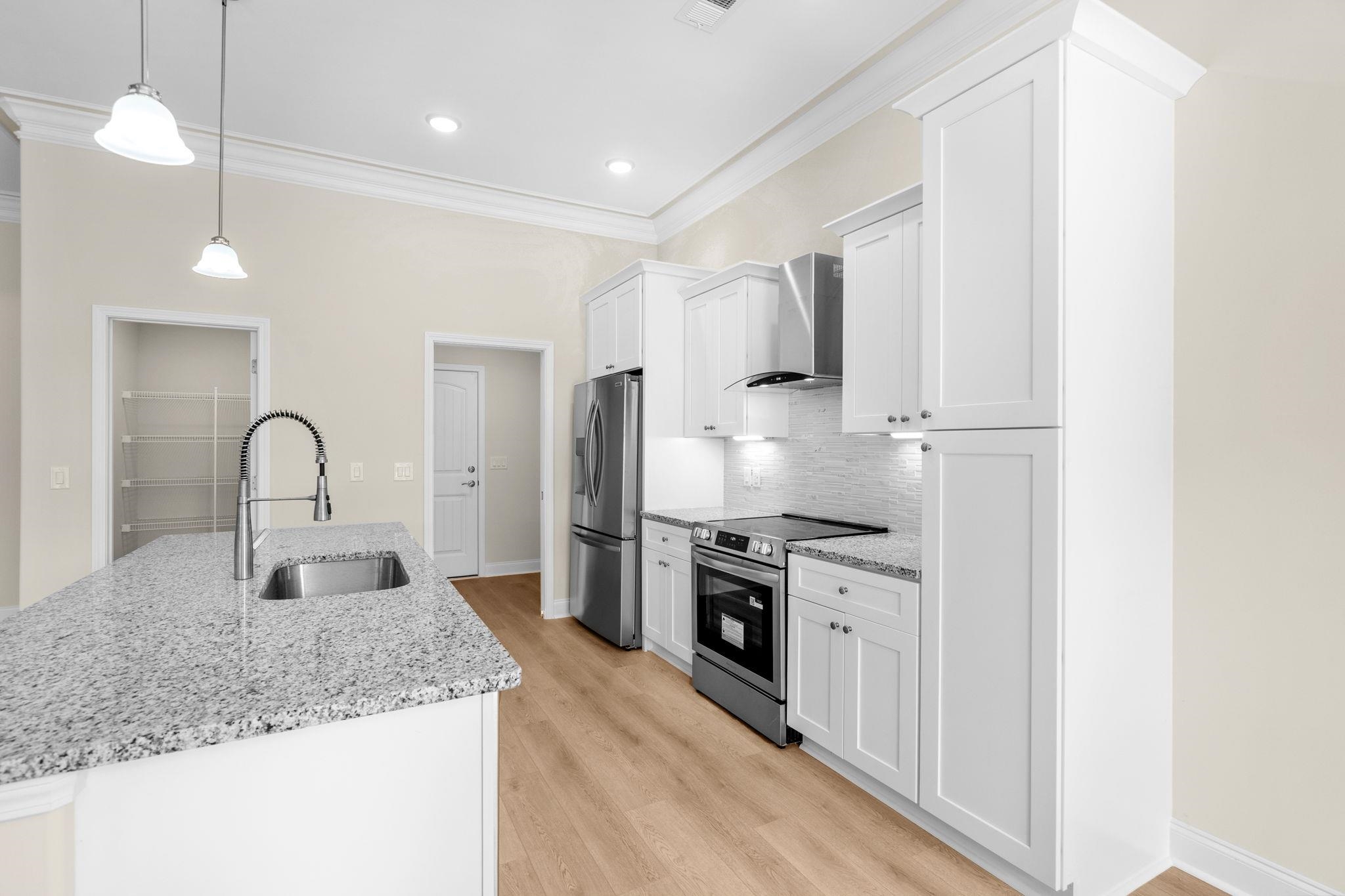 800 Stone Pine Ct. Property Photo 13