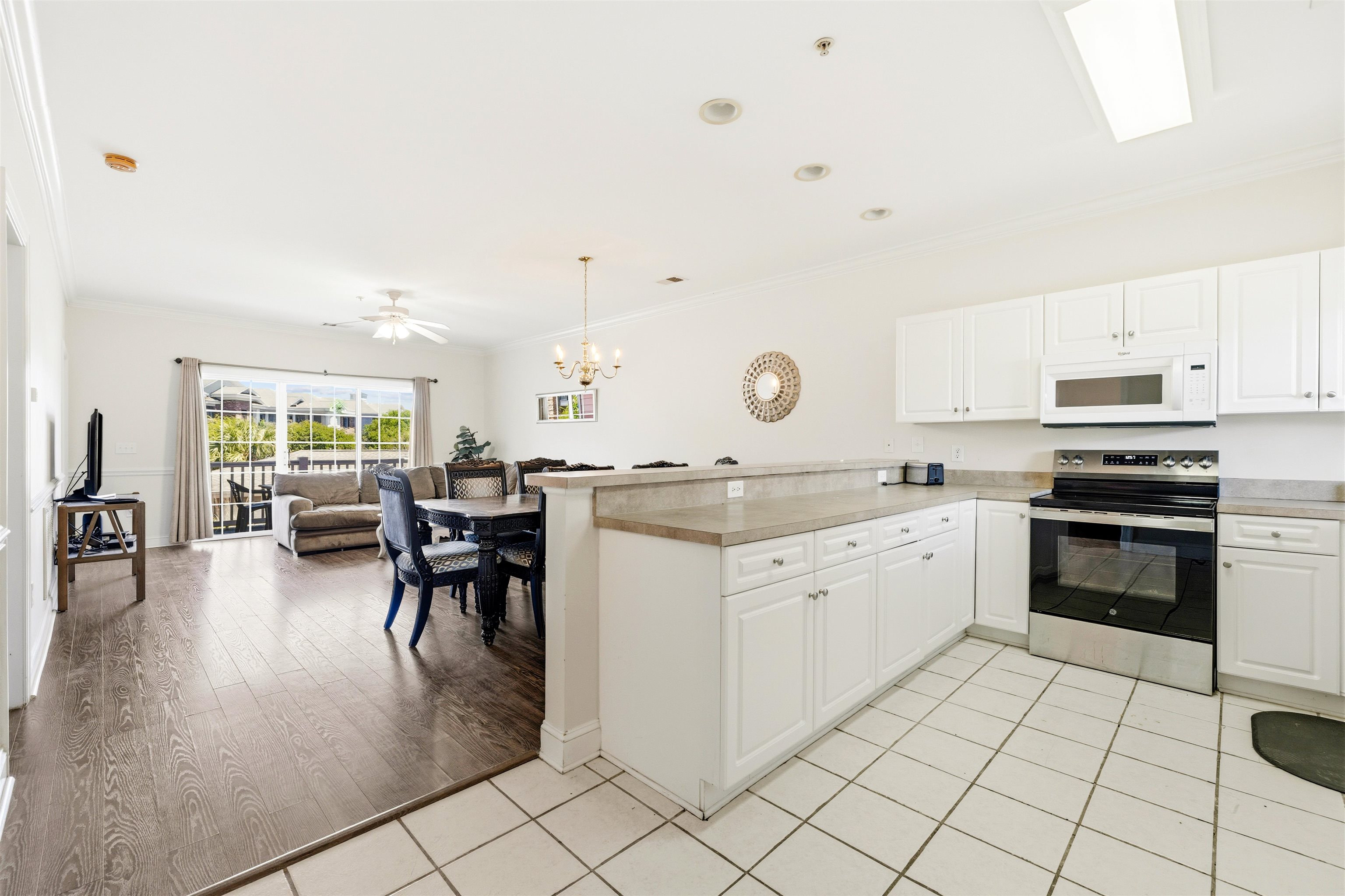4878 Dahlia Ct. Property Photo 11