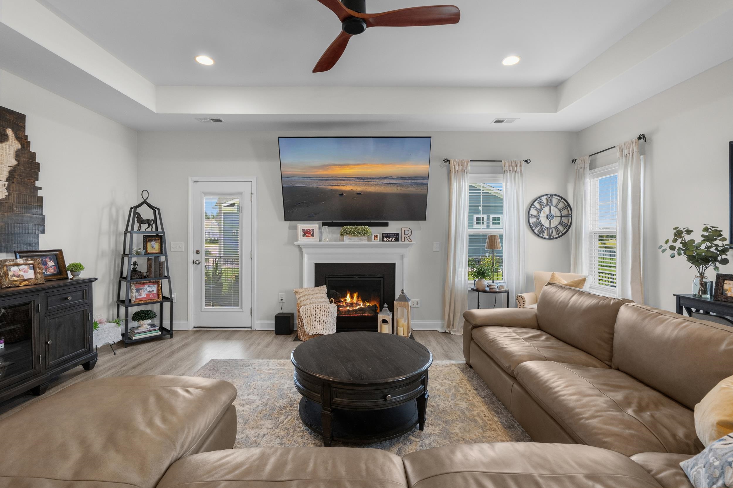 5001 Azul Loop Property Photo 15