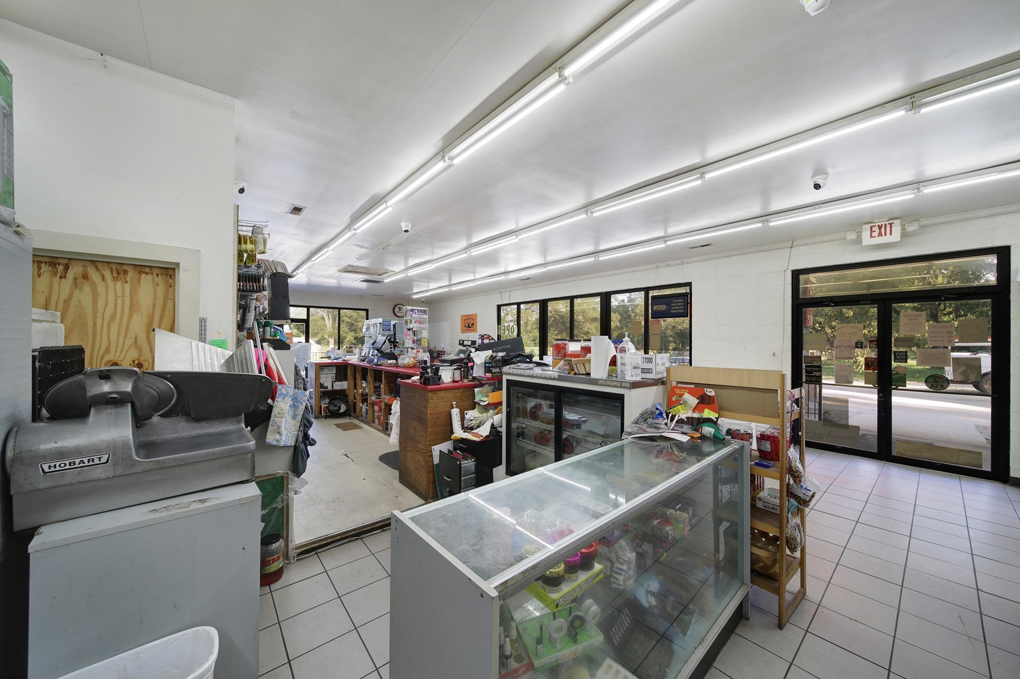 1135 Durham Rd Property Photo 15