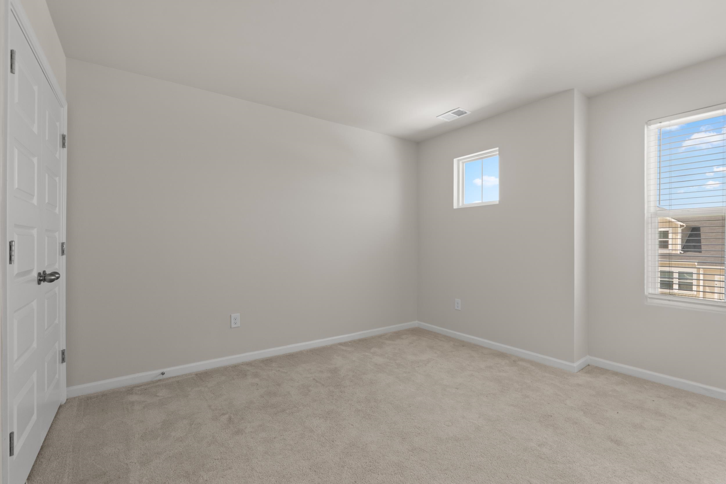 5059 Georgetown Dr. Property Photo 31