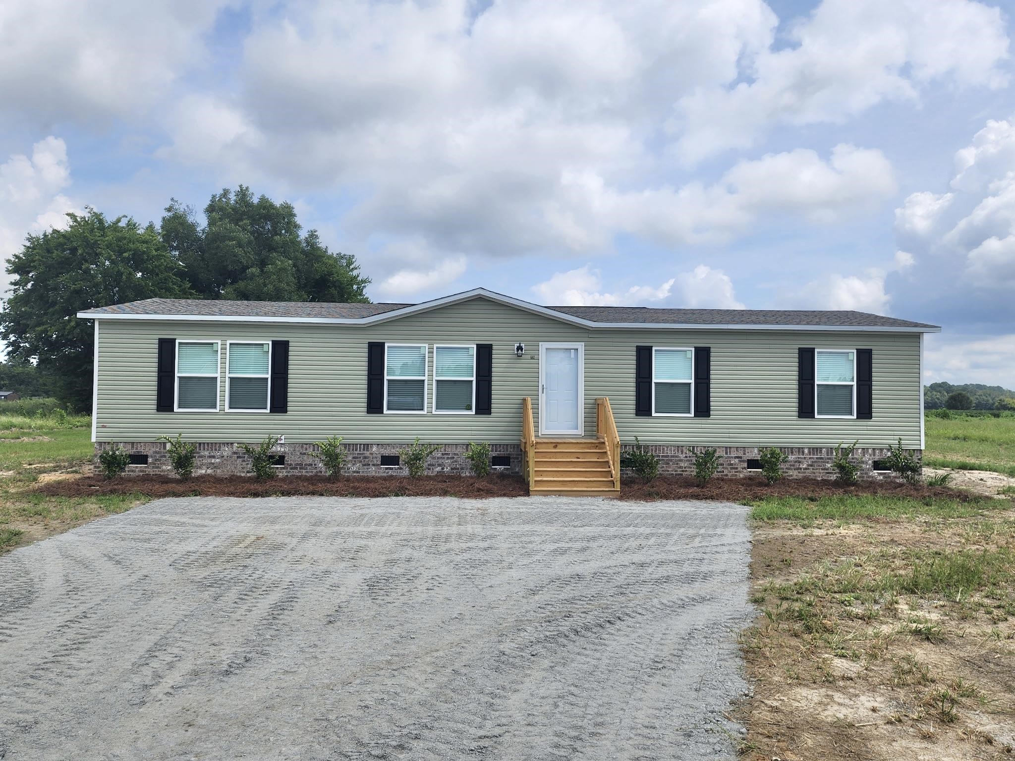 662 Black Branch Rd.