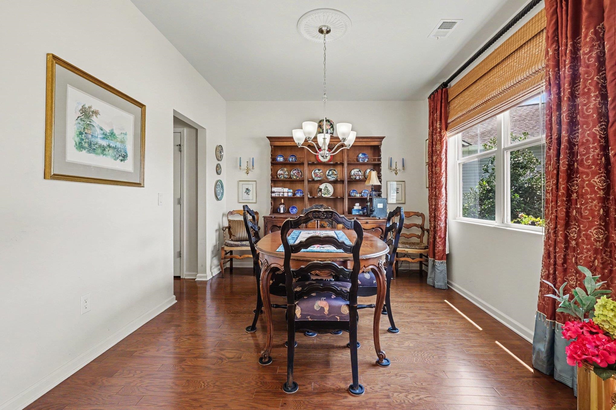 5004 Wax Myrtle Ct. Property Photo 5