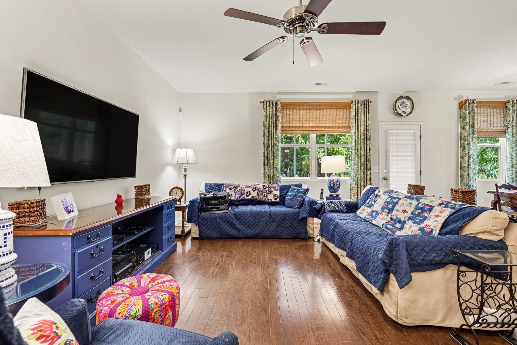 5004 Wax Myrtle Ct. Property Photo 9